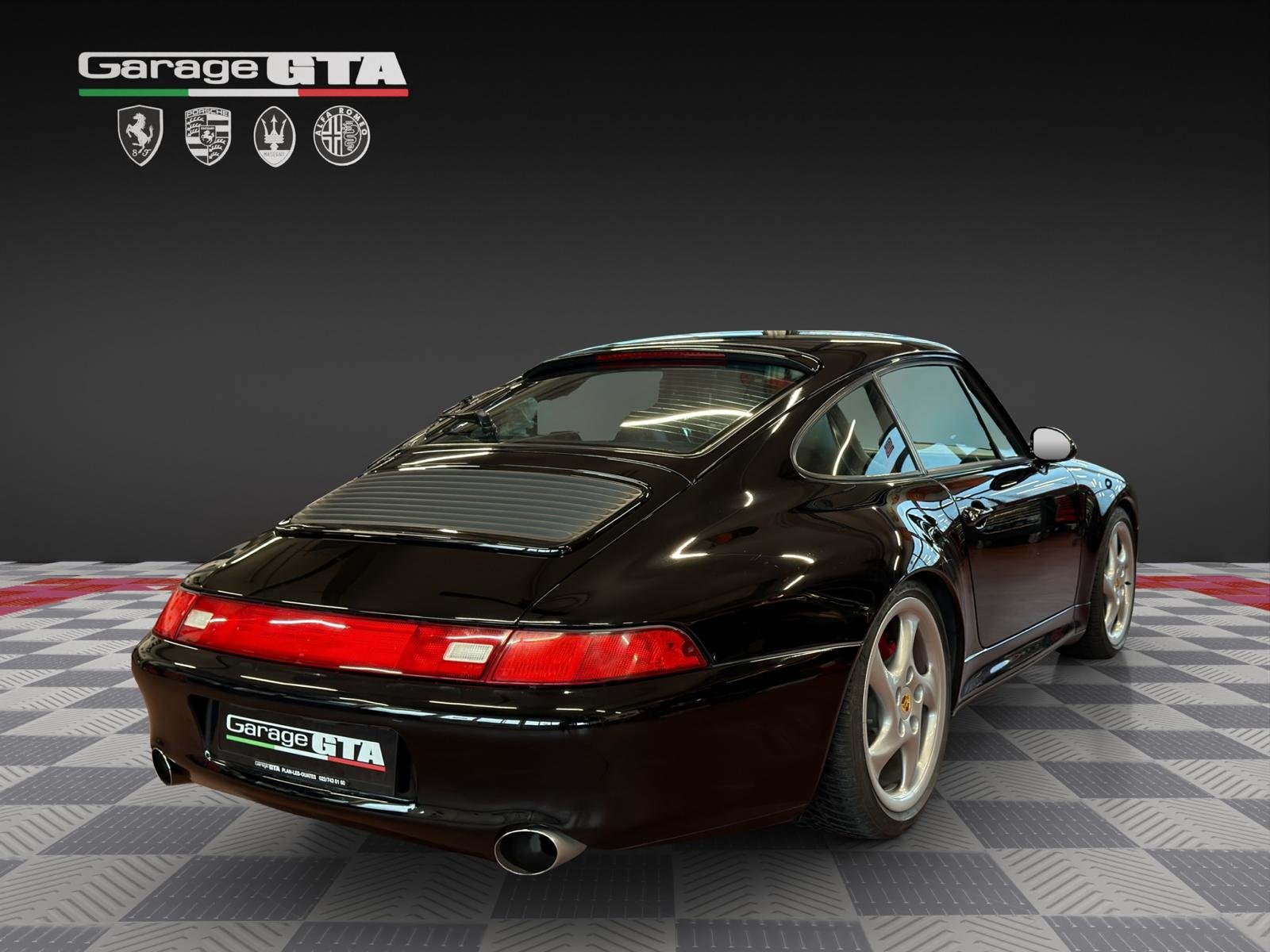 PORSCHE 911 Carrera 4S, Petrol, Second hand / Used, Manual - 5