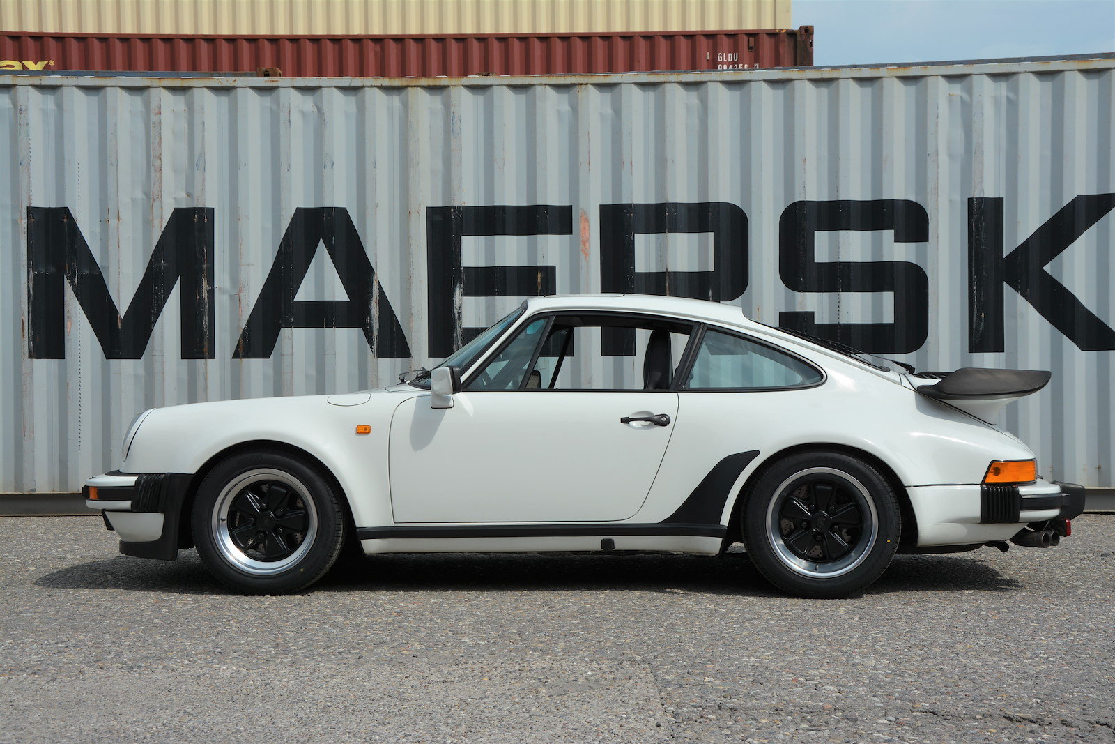 PORSCHE 911 3.3 Turbo, Essence, Occasion / Utilisé, Manuelle - 2
