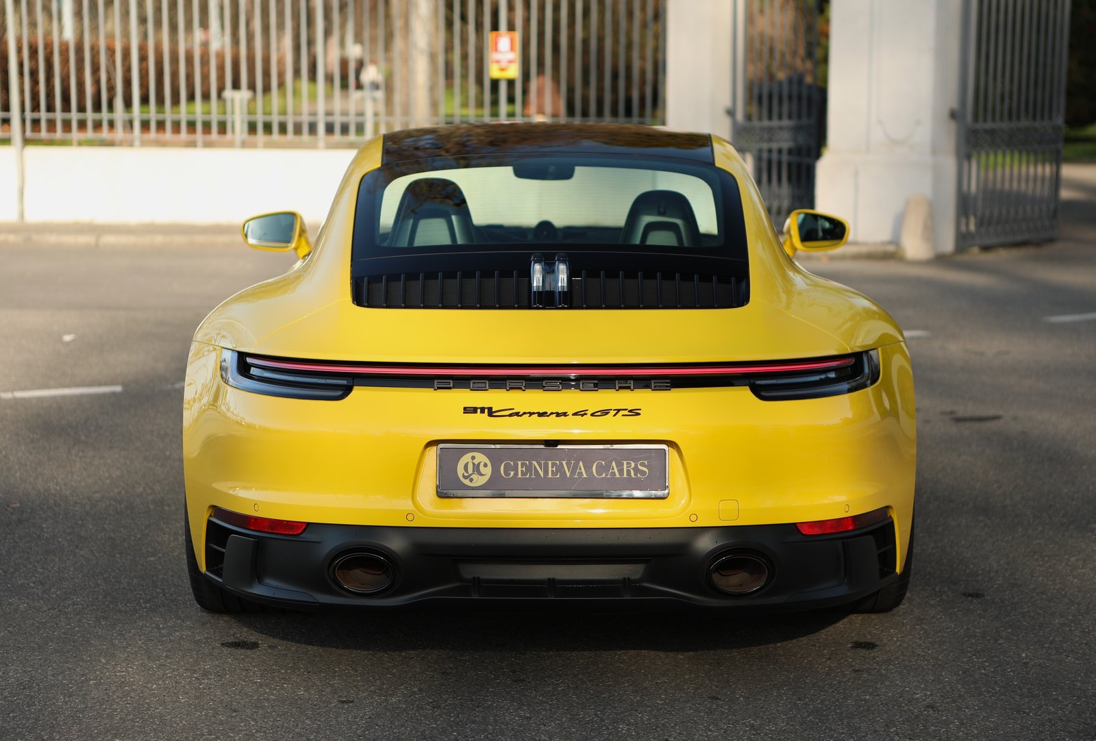 PORSCHE 911 Carrera 4 GTS PDK, Petrol, Second hand / Used, Automatic - 2
