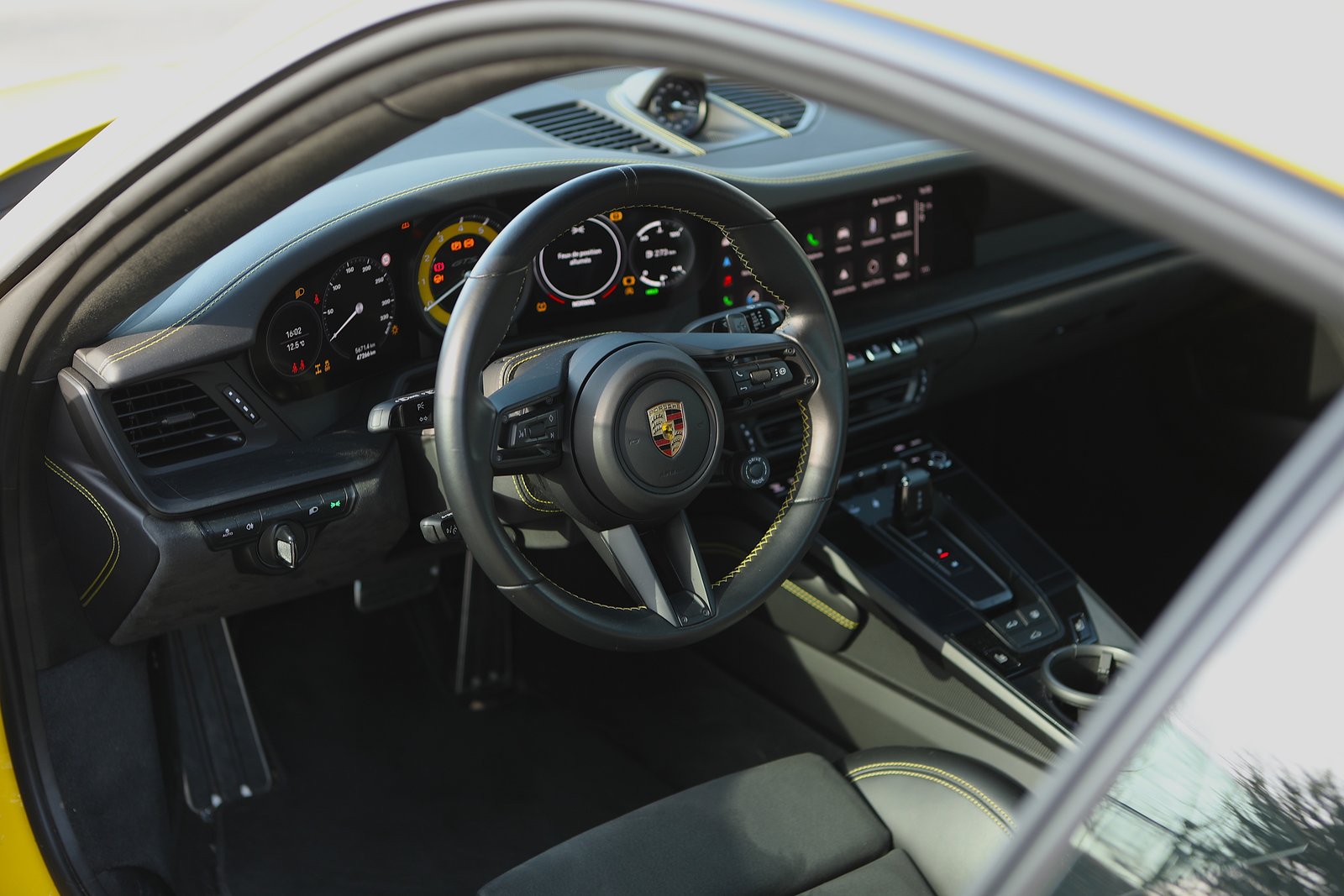 PORSCHE 911 Carrera 4 GTS PDK, Petrol, Second hand / Used, Automatic - 6