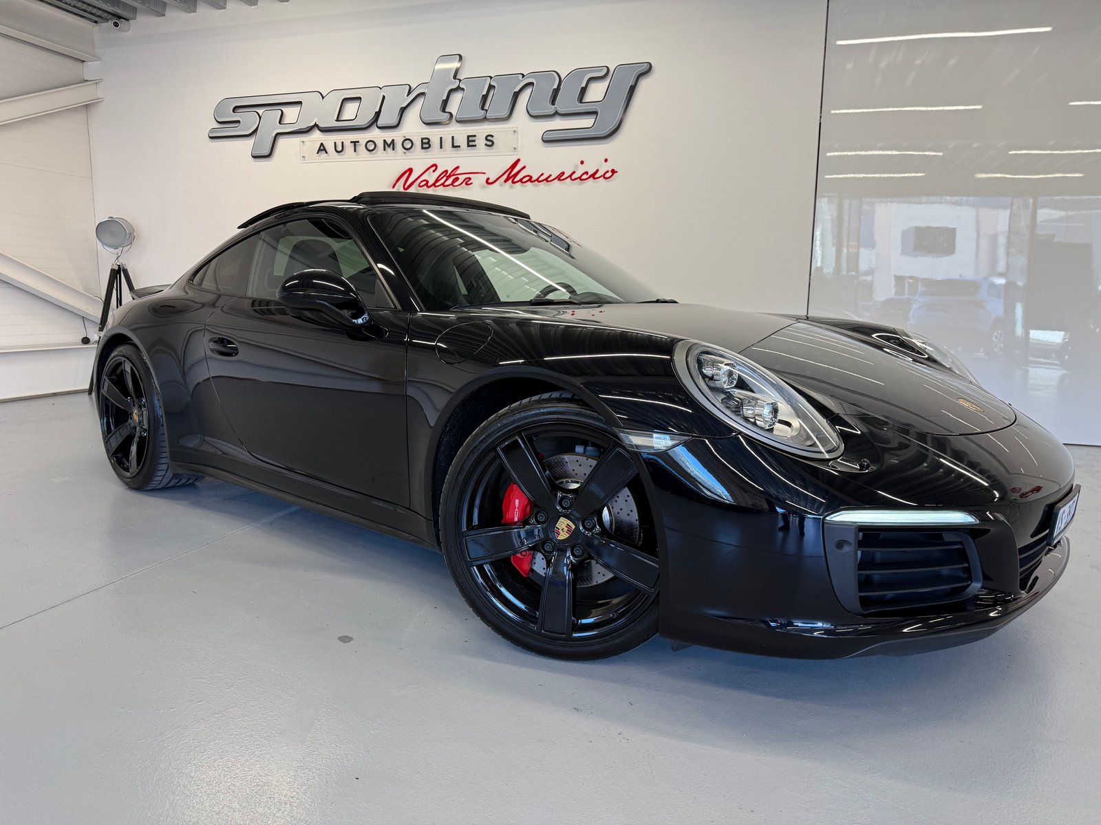 PORSCHE 911 Carrera 4S PDK fulls black, Petrol, Second hand / Used, Automatic - 3