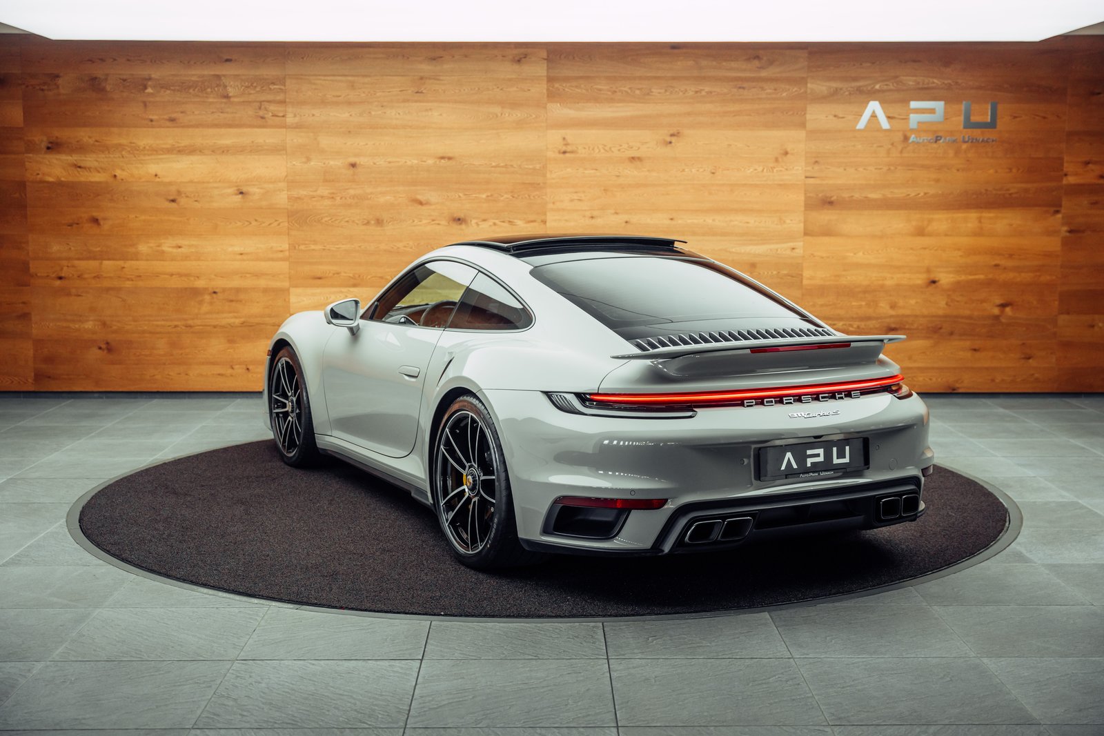 PORSCHE 911 Turbo S PDK, Petrol, Second hand / Used, Automatic - 3