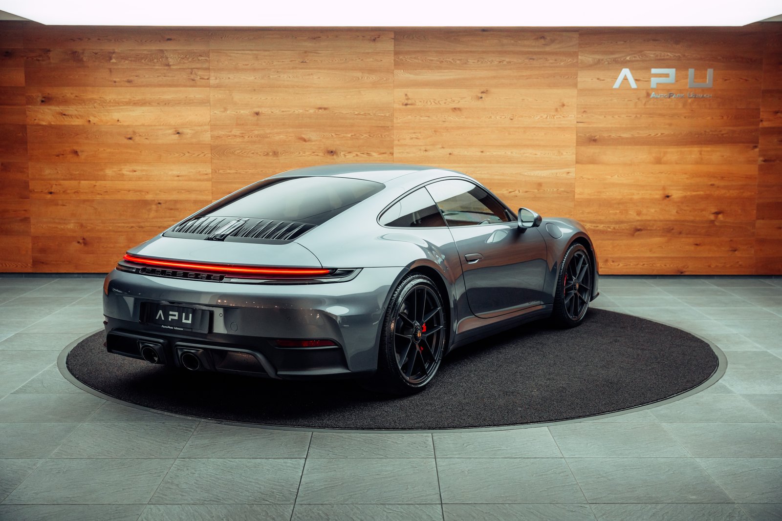 PORSCHE 911 Carrera GTS PDK, Mild-Hybrid Benzin/Elektro, Occasion / Gebraucht, Automatik - 2