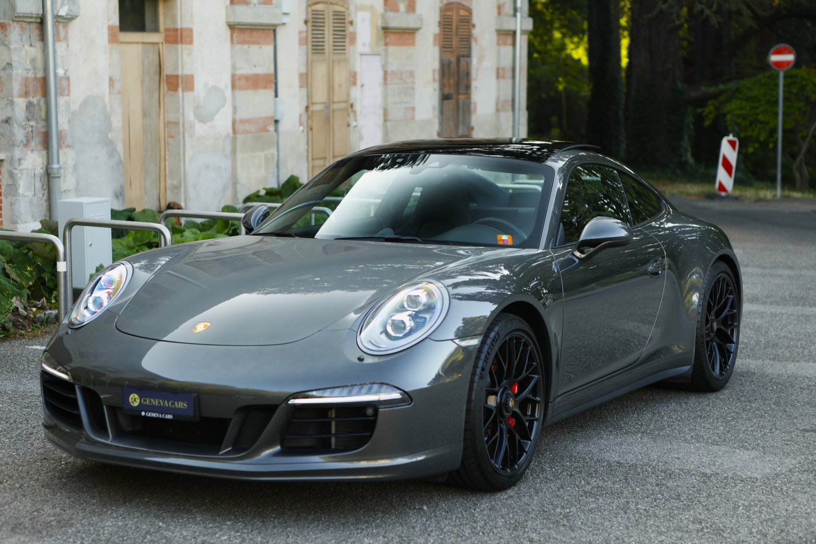 PORSCHE 911 Carrera 4 GTS, Essence, Occasion / Utilisé, Manuelle - 6