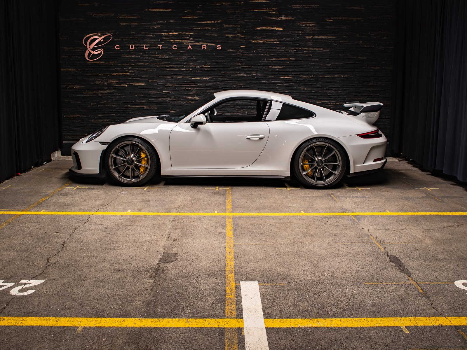 PORSCHE 911 GT3 PDK, Petrol, Second hand / Used, Automatic - 2