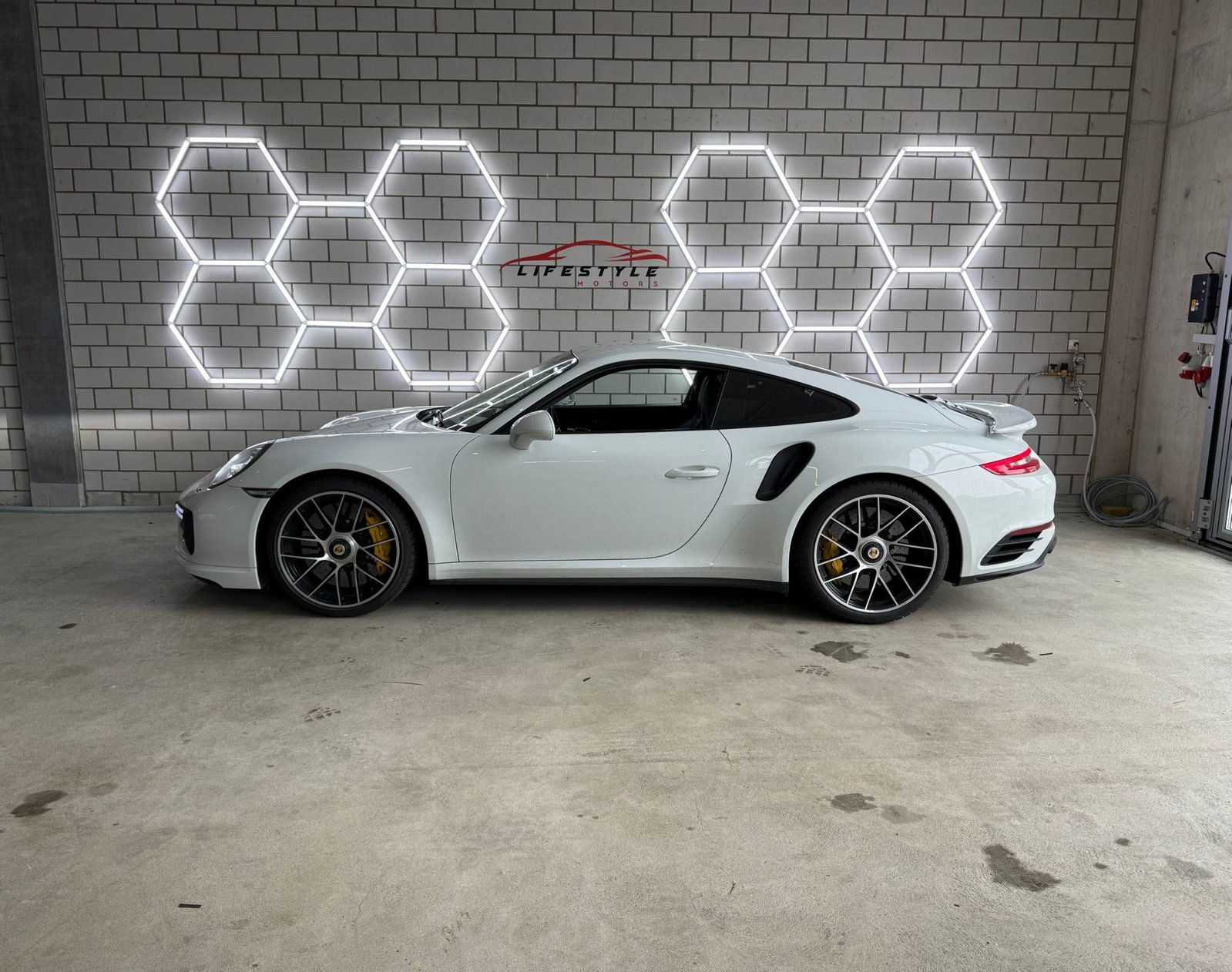 PORSCHE 911 Turbo S PDK, Essence, Occasion / Utilisé, Automatique - 2