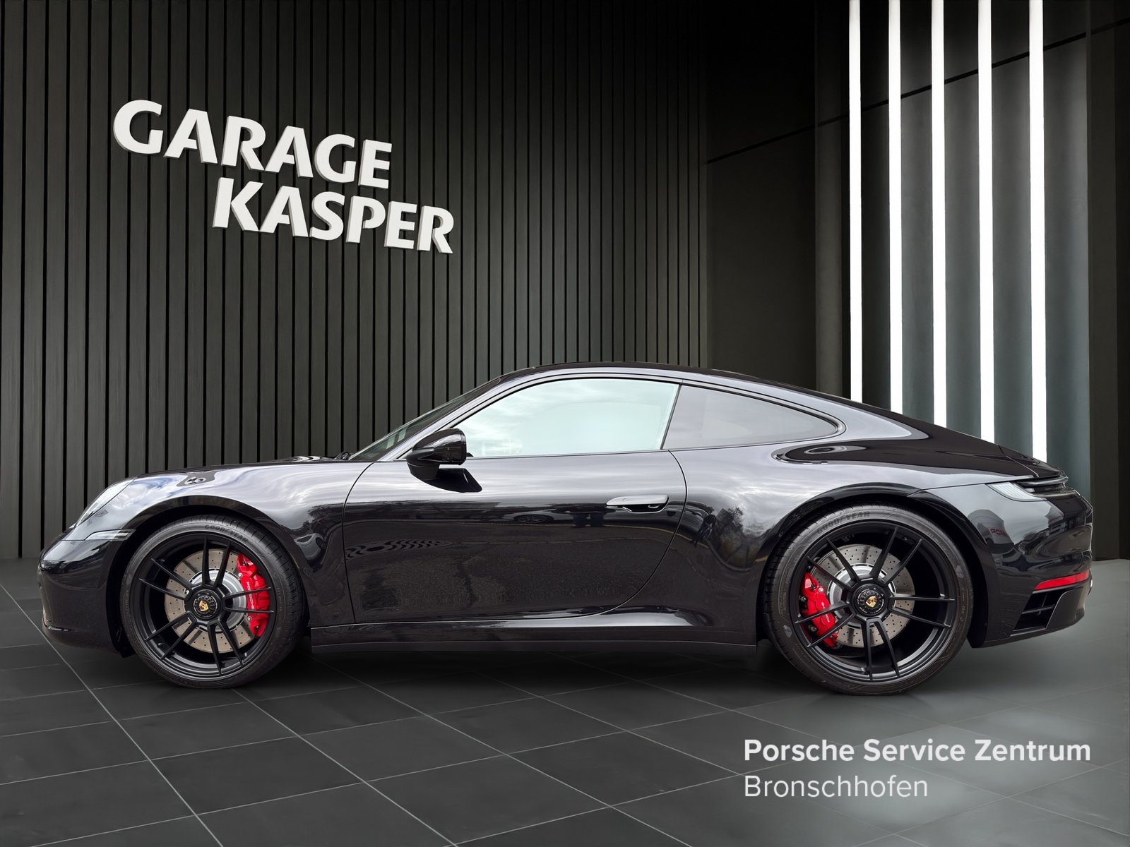 PORSCHE 911 Carrera 4 GTS, Petrol, Second hand / Used, Automatic - 2