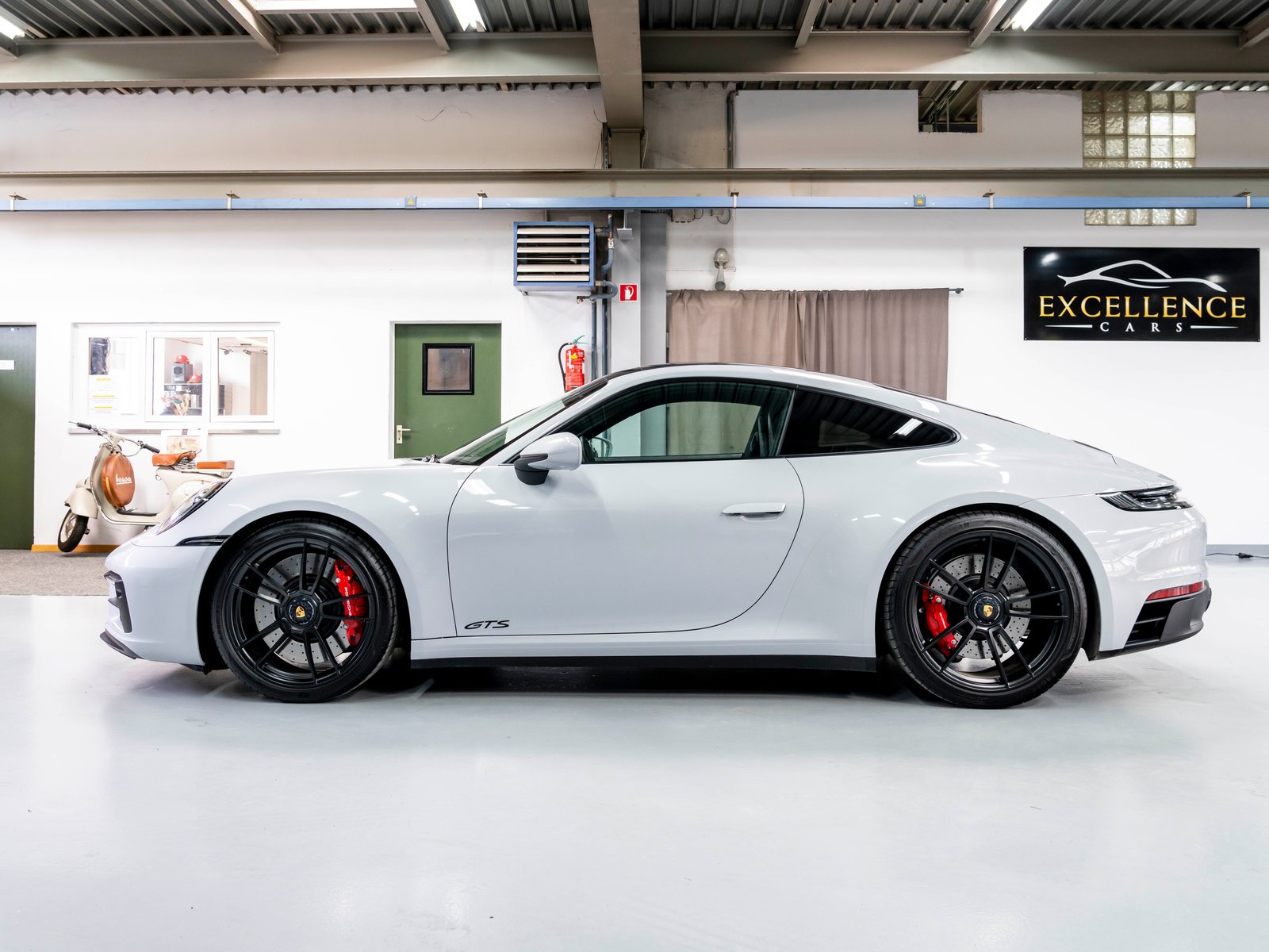 PORSCHE 911 Carrera GTS PDK, Petrol, Second hand / Used, Automatic - 4