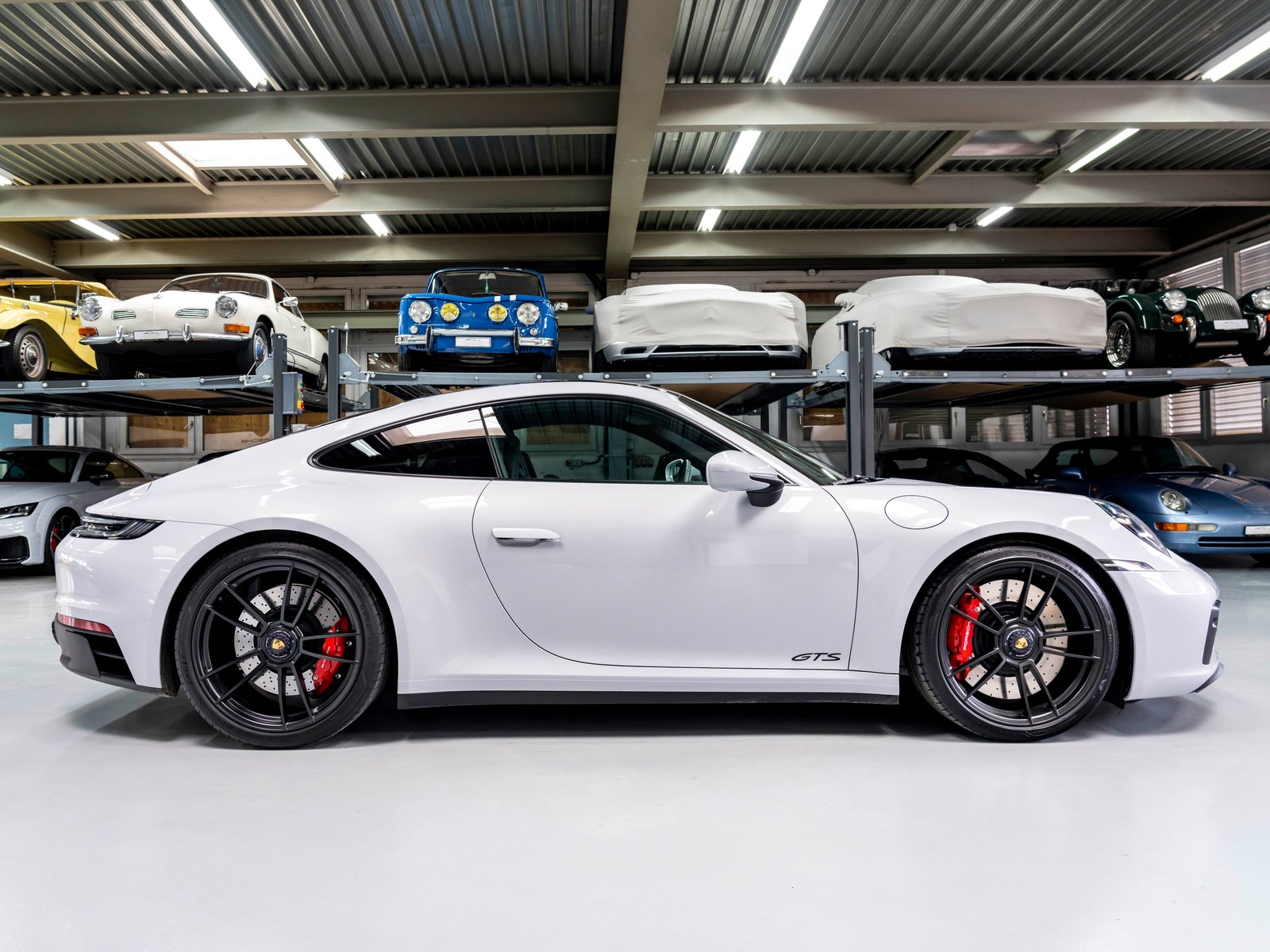 PORSCHE 911 Carrera GTS PDK, Petrol, Second hand / Used, Automatic - 5