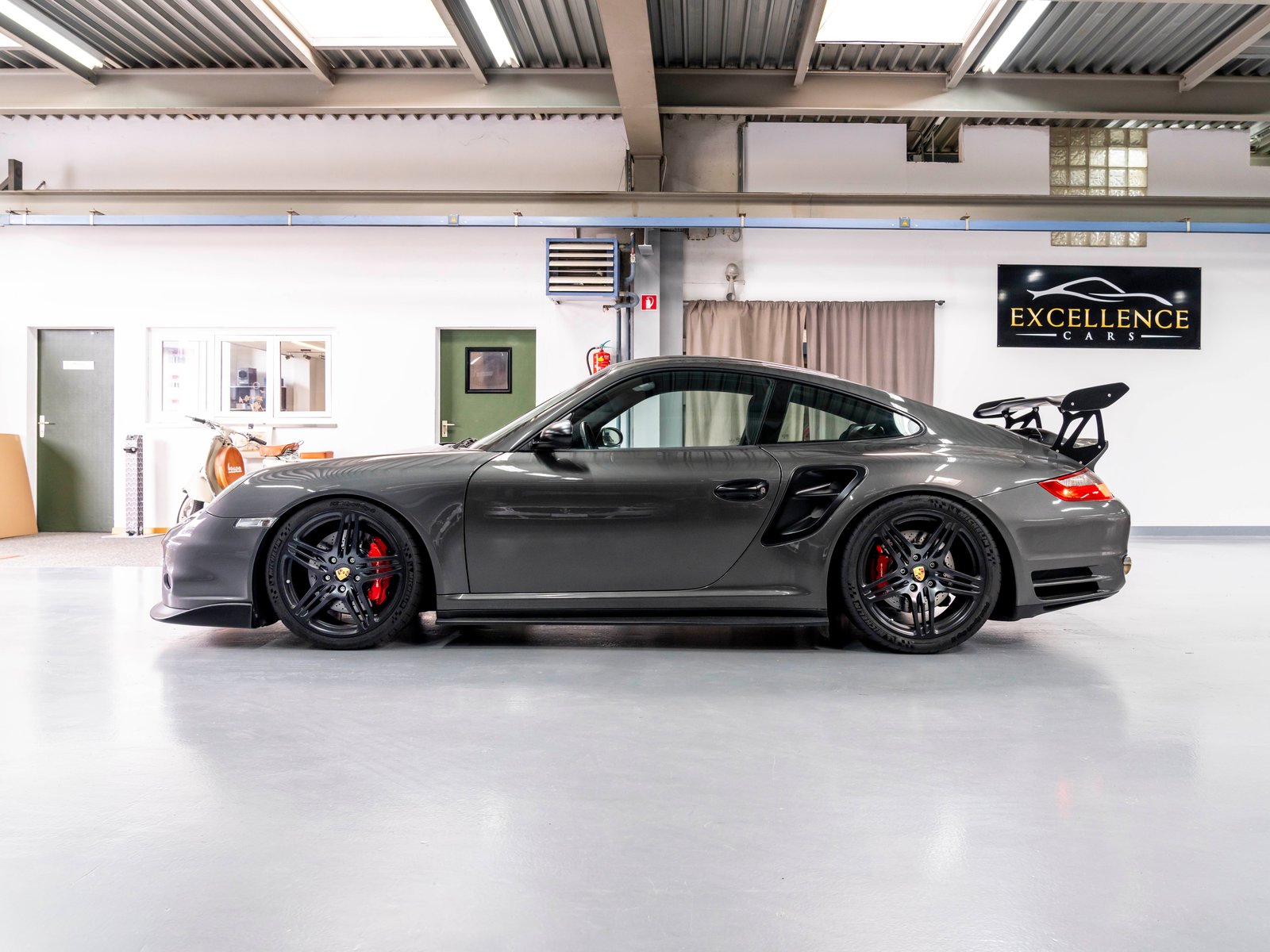 PORSCHE 911 Turbo, Benzin, Occasion / Gebraucht, Handschaltung - 4