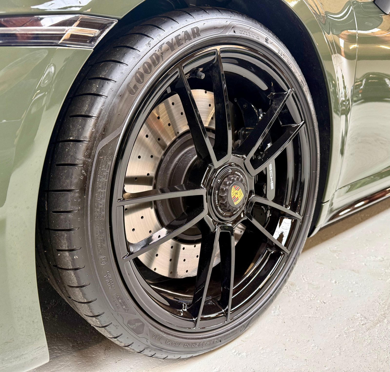 PORSCHE 911 Carrera 4 GTS PDK, Petrol, Second hand / Used, Automatic - 6