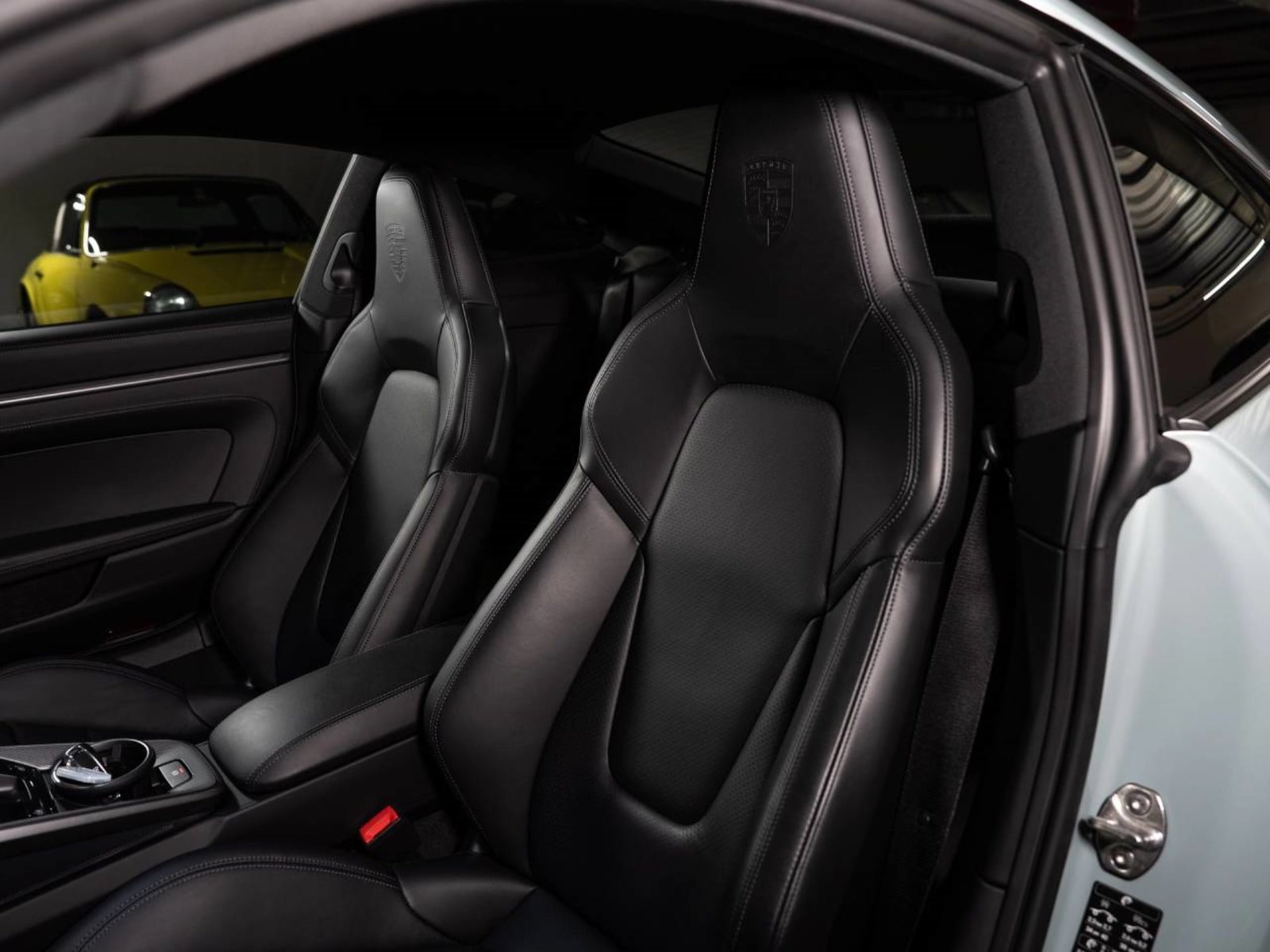 PORSCHE 911 Carrera, Essence, Occasion / Utilisé, Automatique - 5