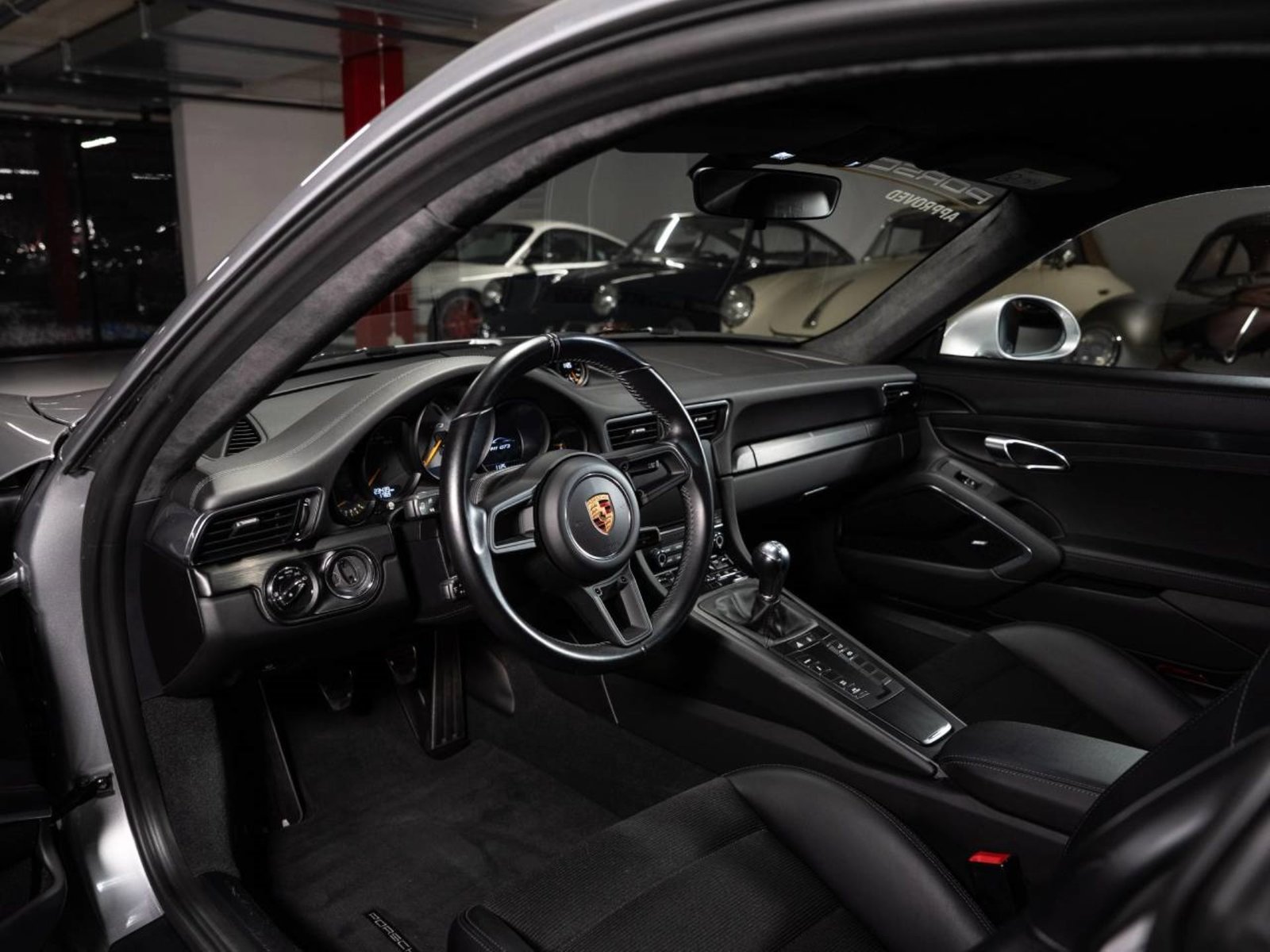 PORSCHE 911 GT3, Benzin, Occasion / Gebraucht, Handschaltung - 4