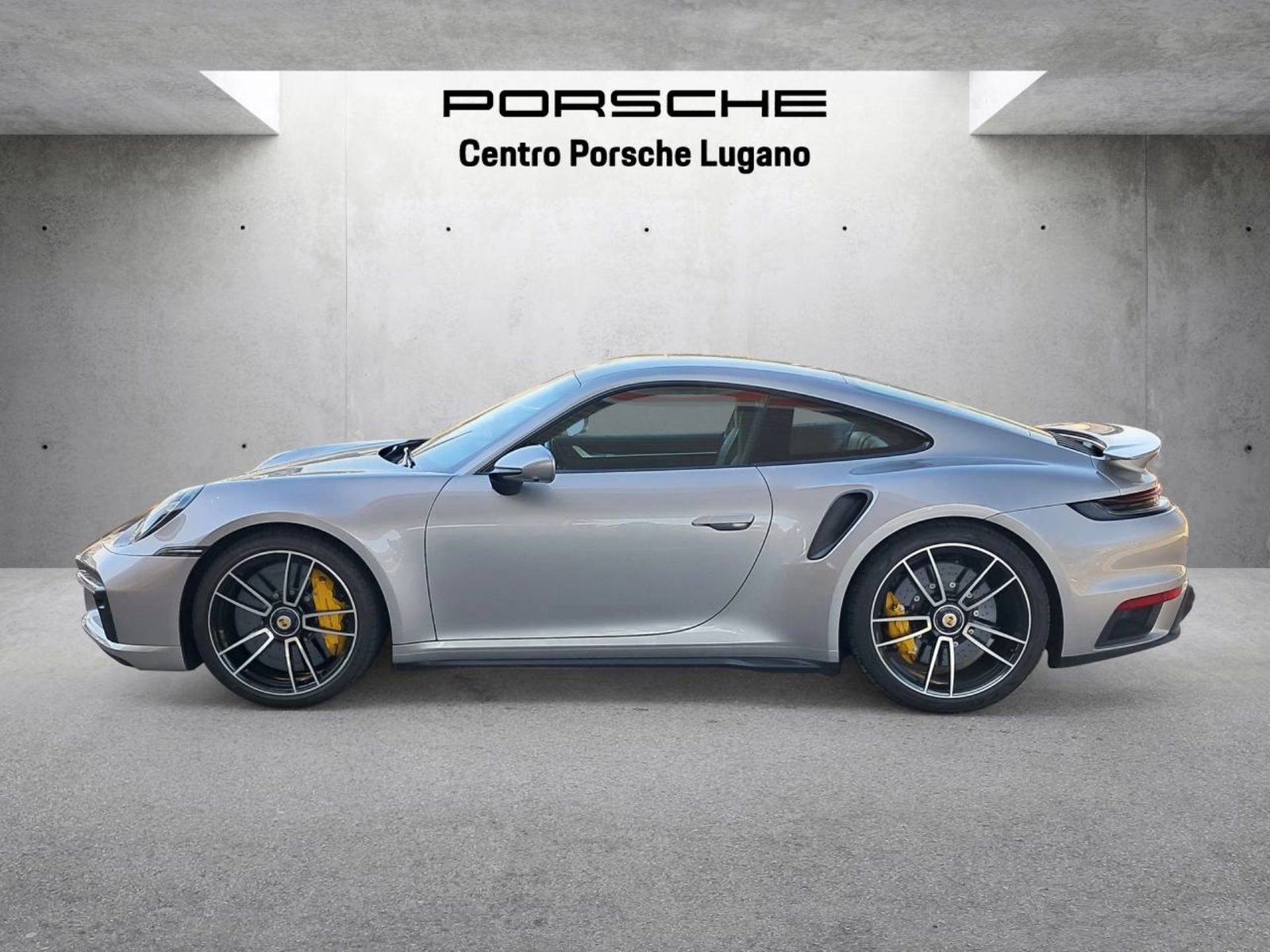 PORSCHE 911 Turbo S, Petrol, Second hand / Used, Automatic - 2