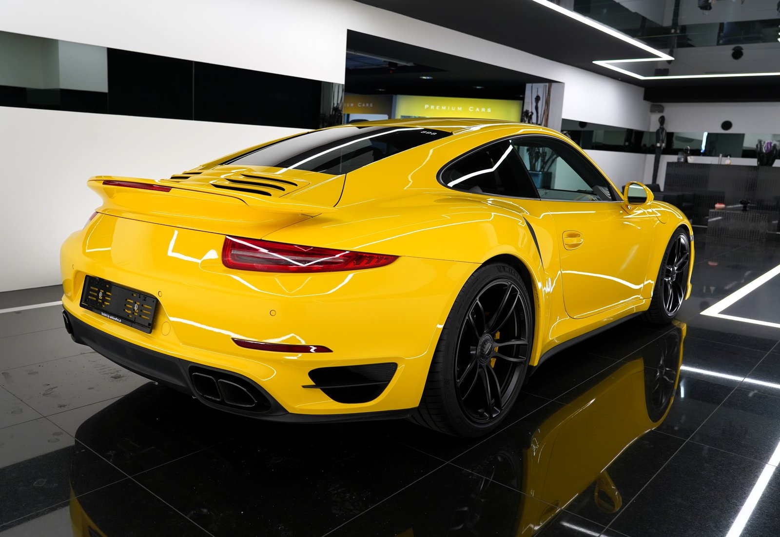 PORSCHE 911 Turbo S, Benzin, Occasion / Gebraucht, Automatik - 4