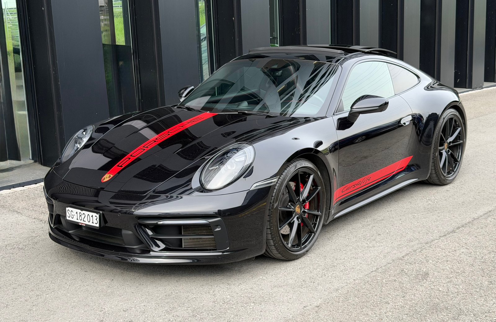 PORSCHE 911 Carrera 4x4 CH Fahrzeug*Sport Chronopaket*Design