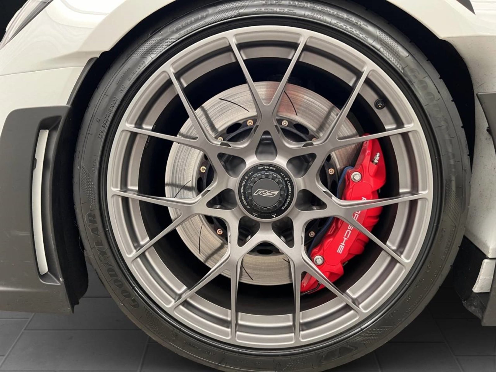 PORSCHE 911 GT3 RS, Essence, Occasion / Utilisé, Automatique - 7