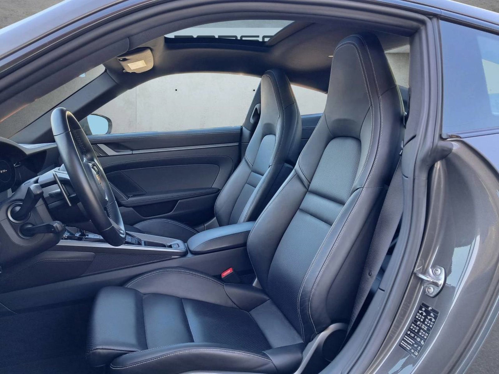 PORSCHE 911 Carrera 4, Petrol, Second hand / Used, Automatic - 5
