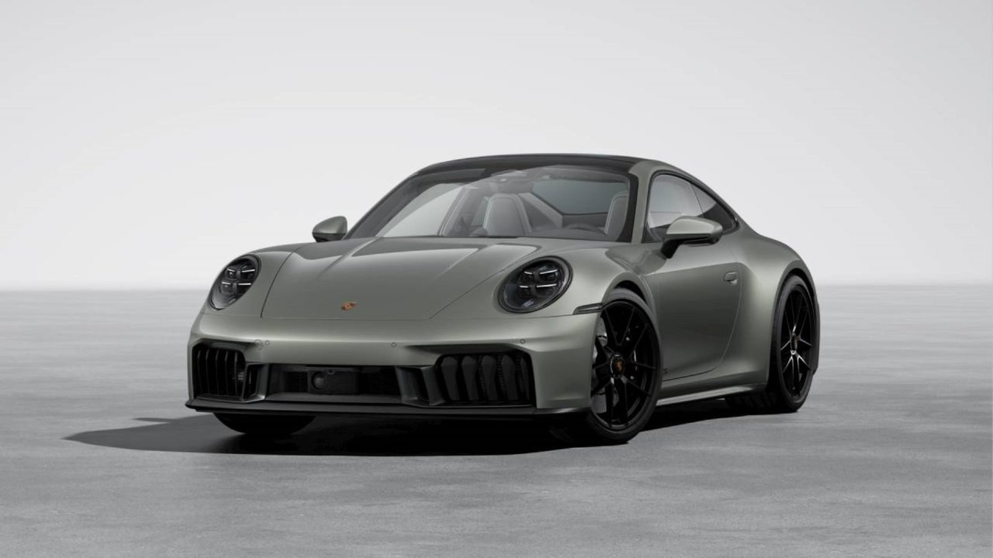 PORSCHE 911 Carrera 4 GTS