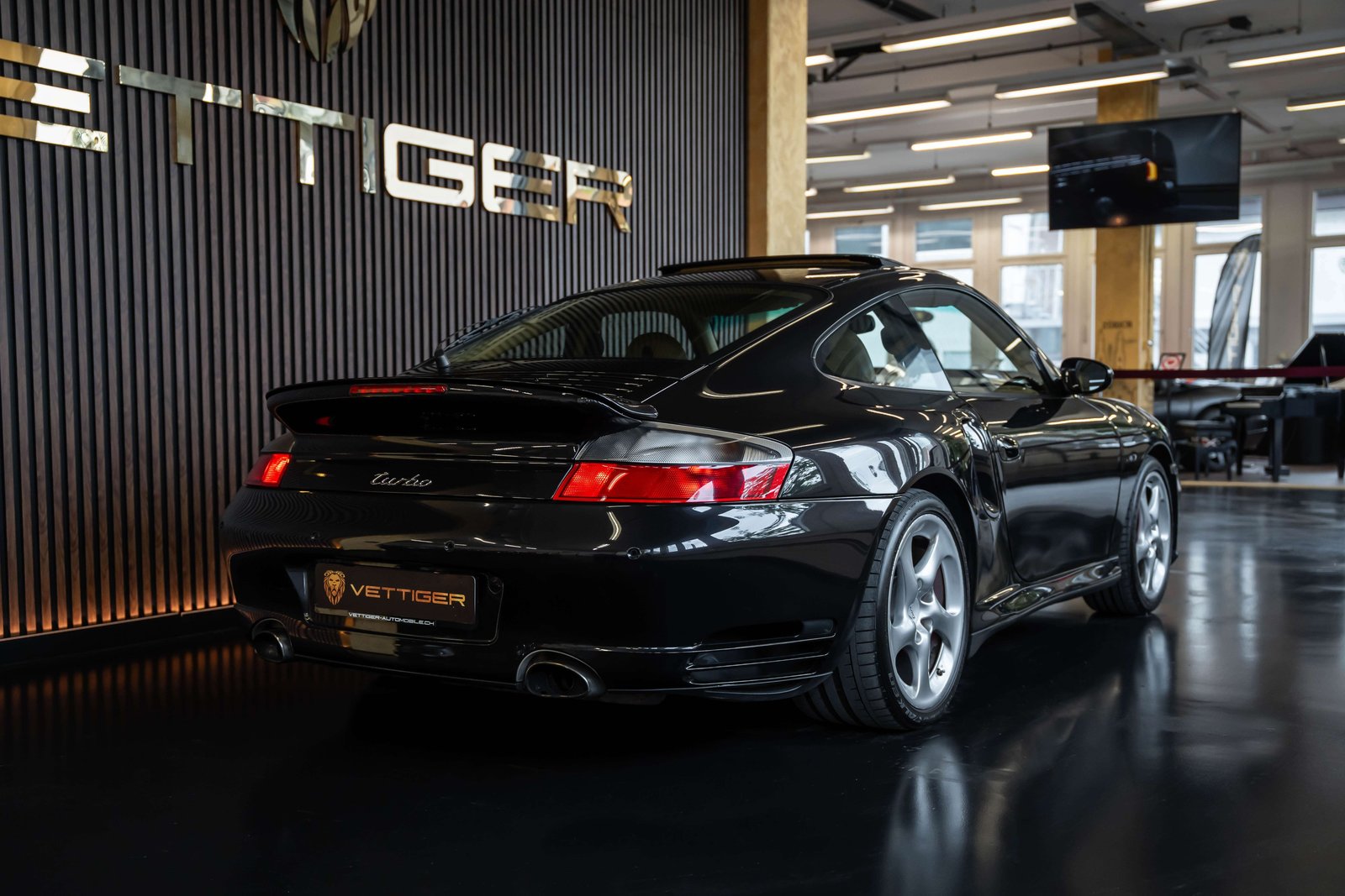 PORSCHE 911 Turbo, Petrol, Second hand / Used, Manual - 5