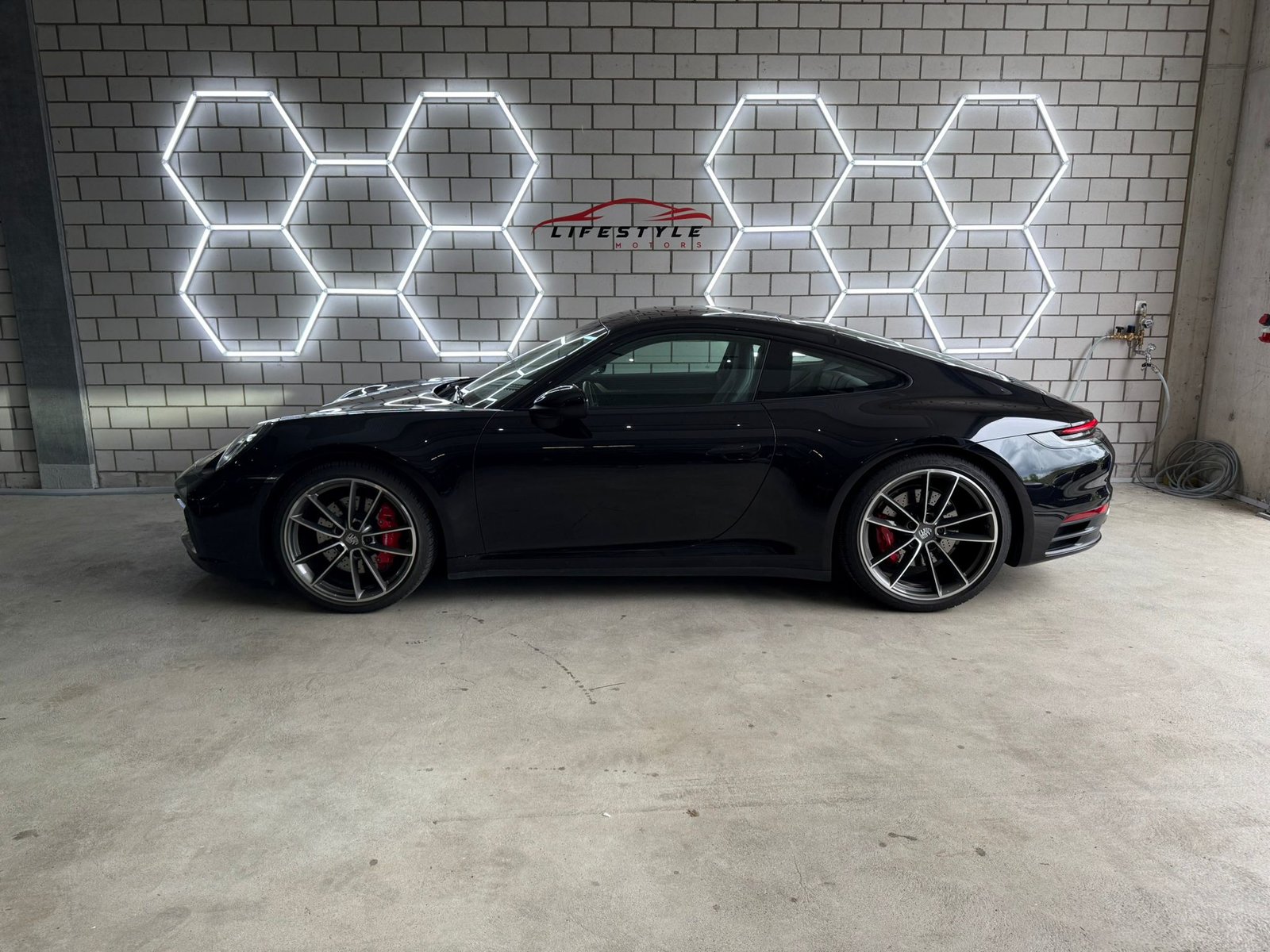 PORSCHE 911 Carrera 4S PDK, Petrol, Second hand / Used, Automatic - 2