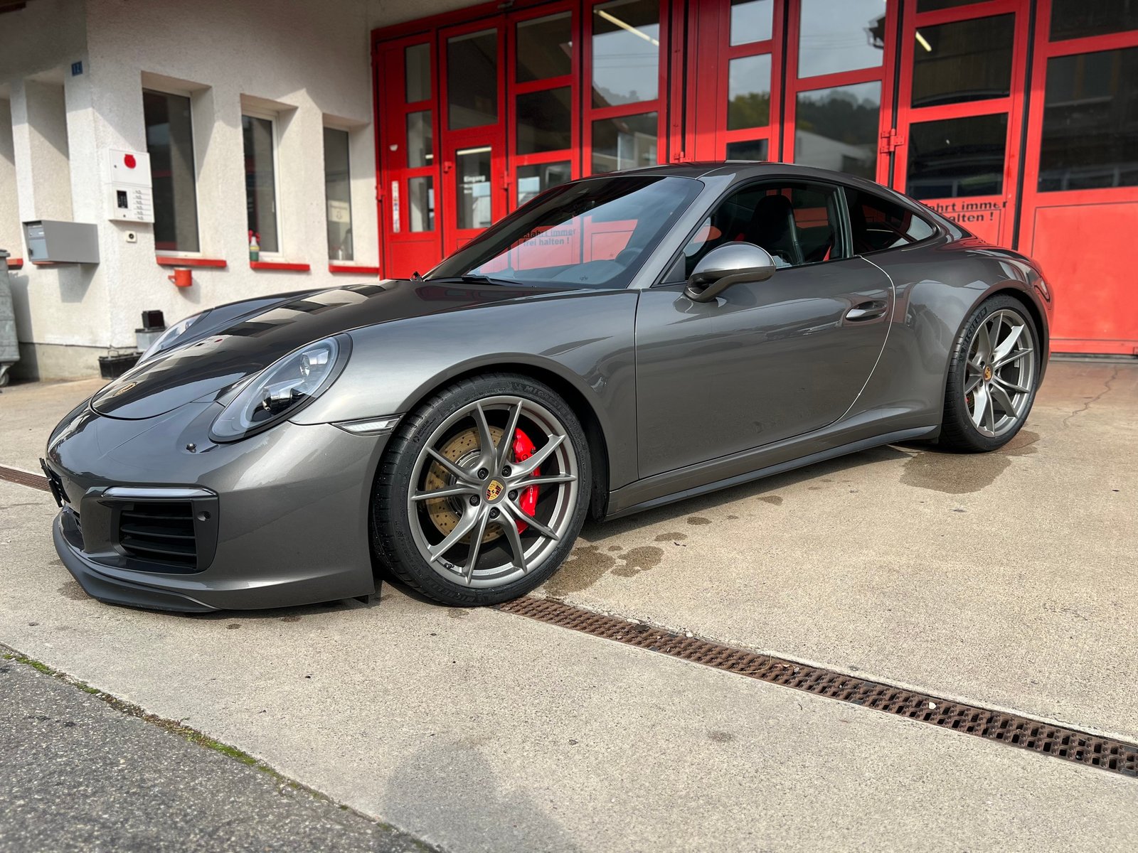 PORSCHE 911 Carrera 4S PDK, Petrol, Second hand / Used, Automatic - 2
