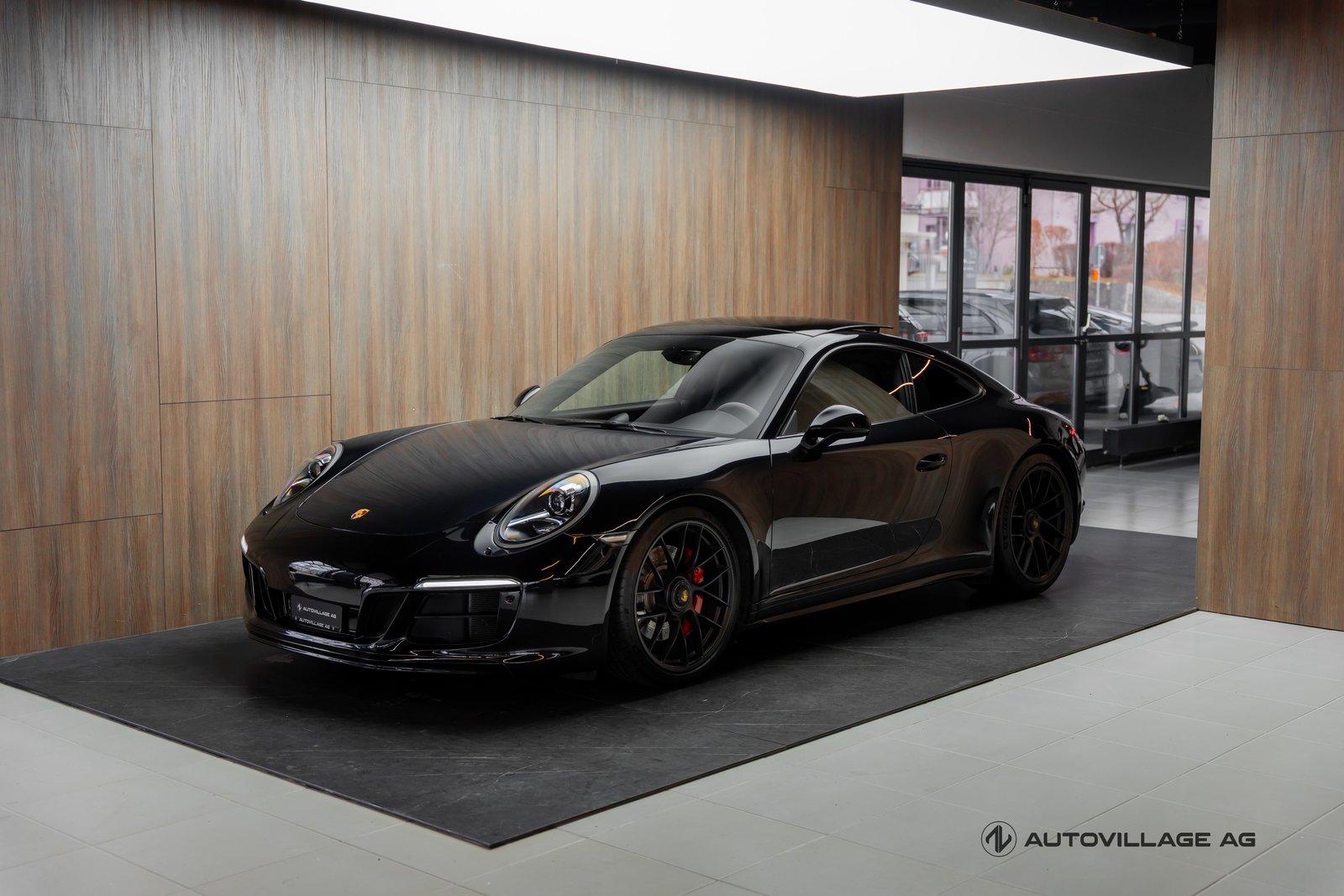 PORSCHE 911 Carrera 4 GTS PDK