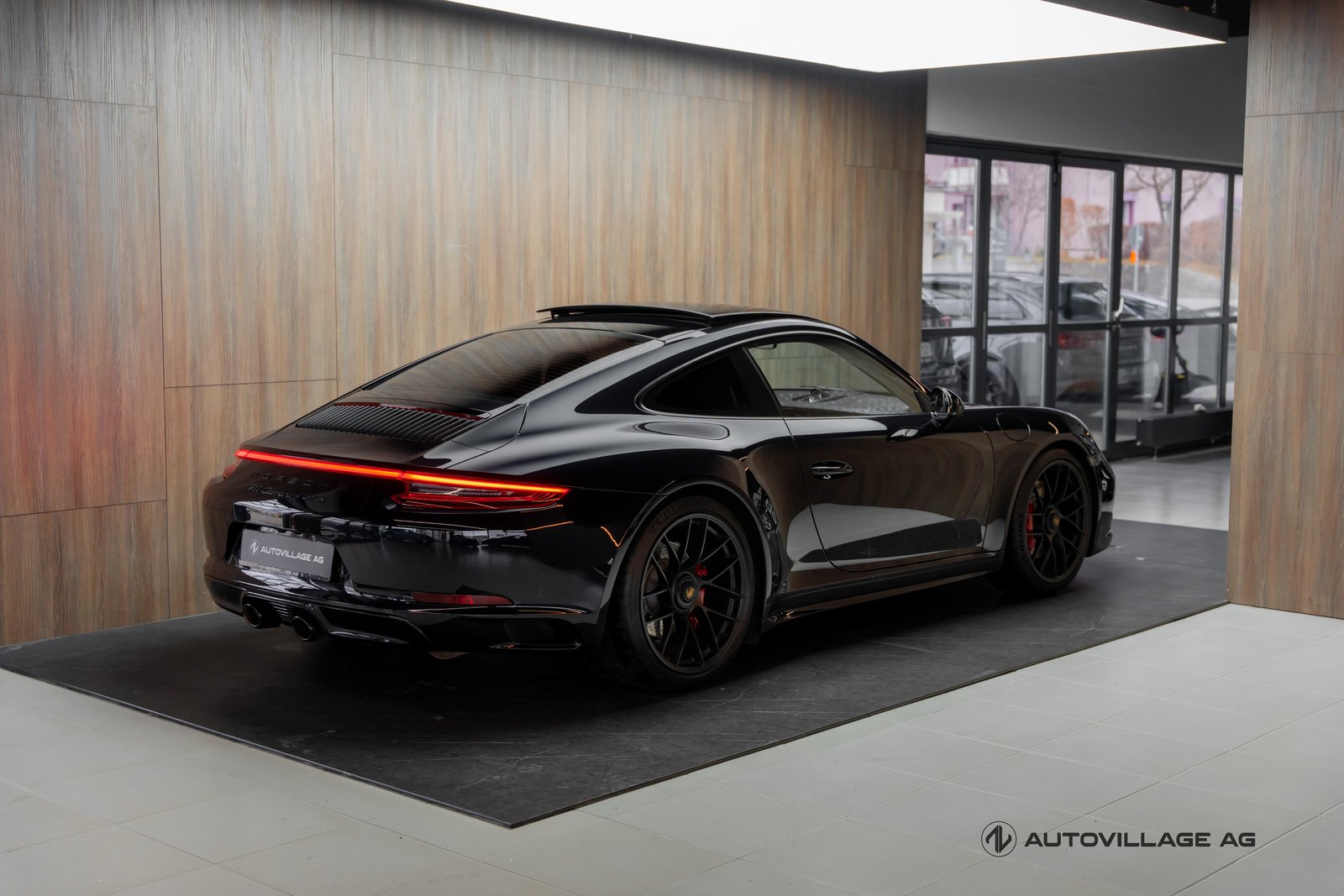 PORSCHE 911 Carrera 4 GTS PDK, Petrol, Second hand / Used, Automatic - 2