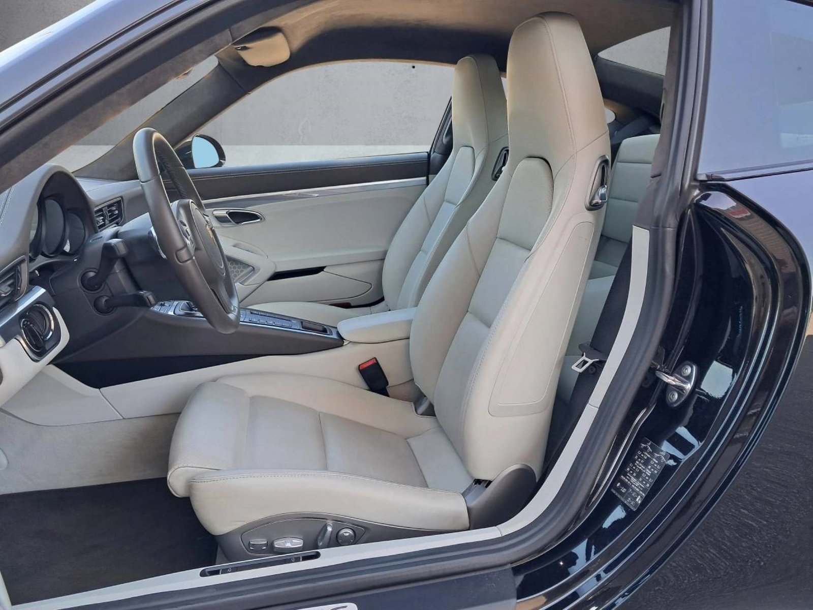 PORSCHE 911 Carrera 4S, Essence, Occasion / Utilisé, Automatique - 5