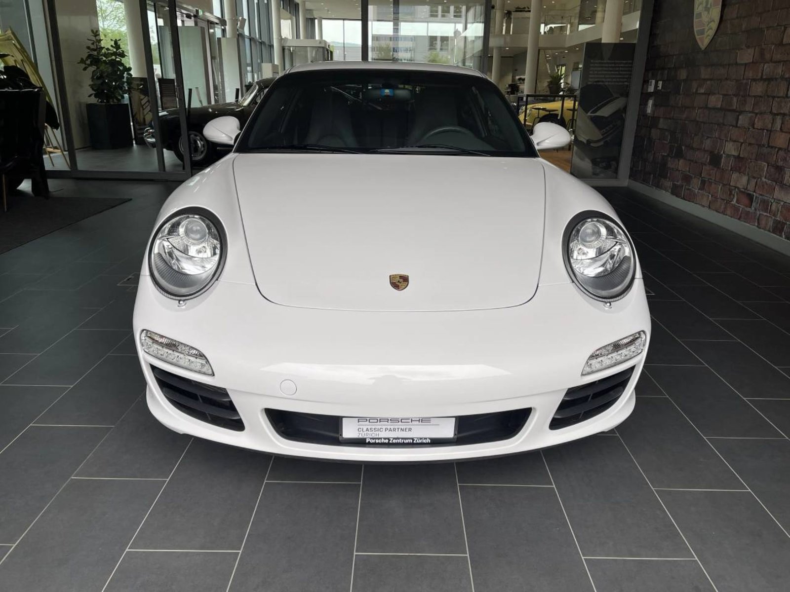 PORSCHE 911 Carrera Coupé, Petrol, Second hand / Used, Automatic - 3