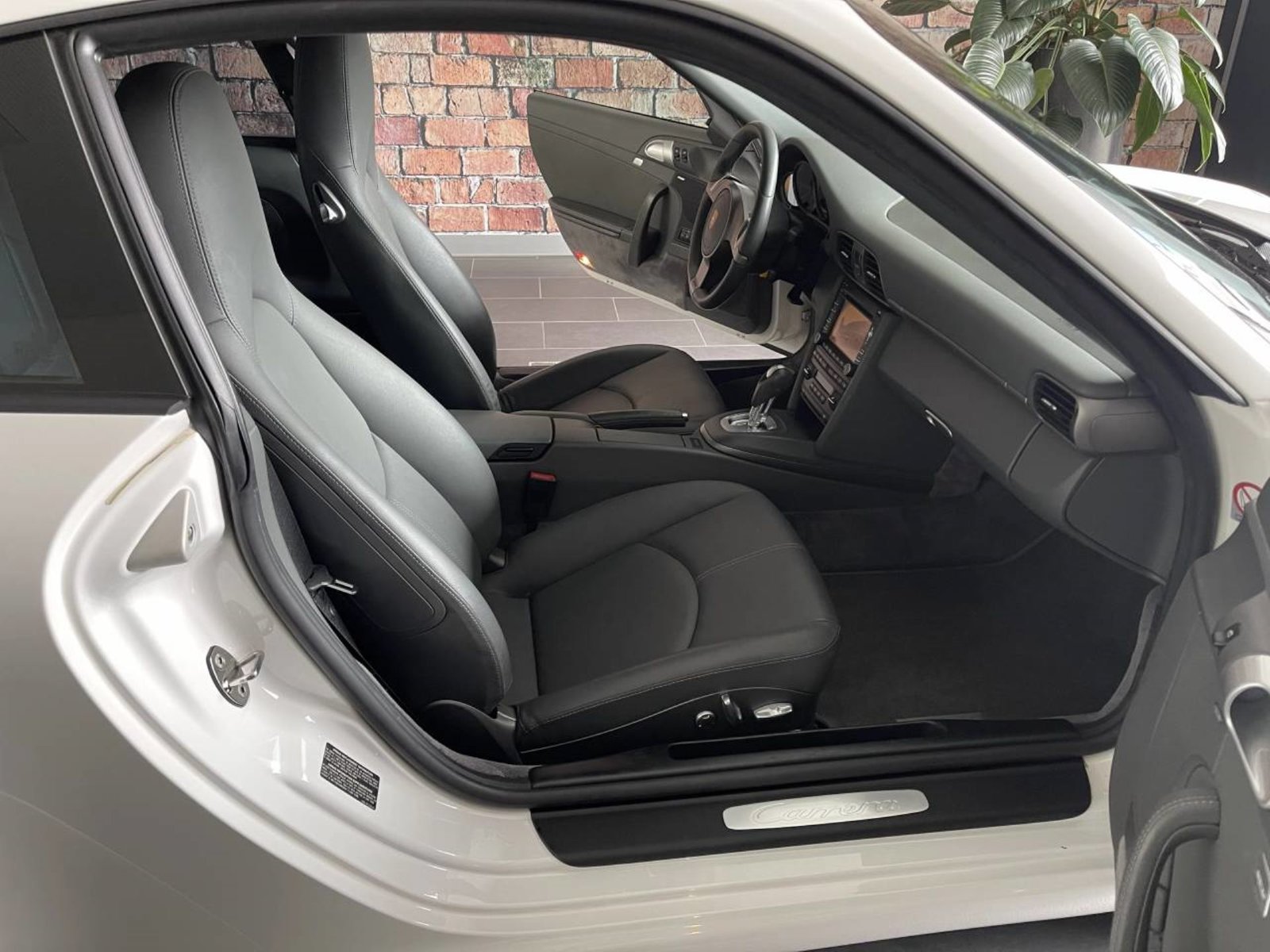 PORSCHE 911 Carrera Coupé, Petrol, Second hand / Used, Automatic - 7