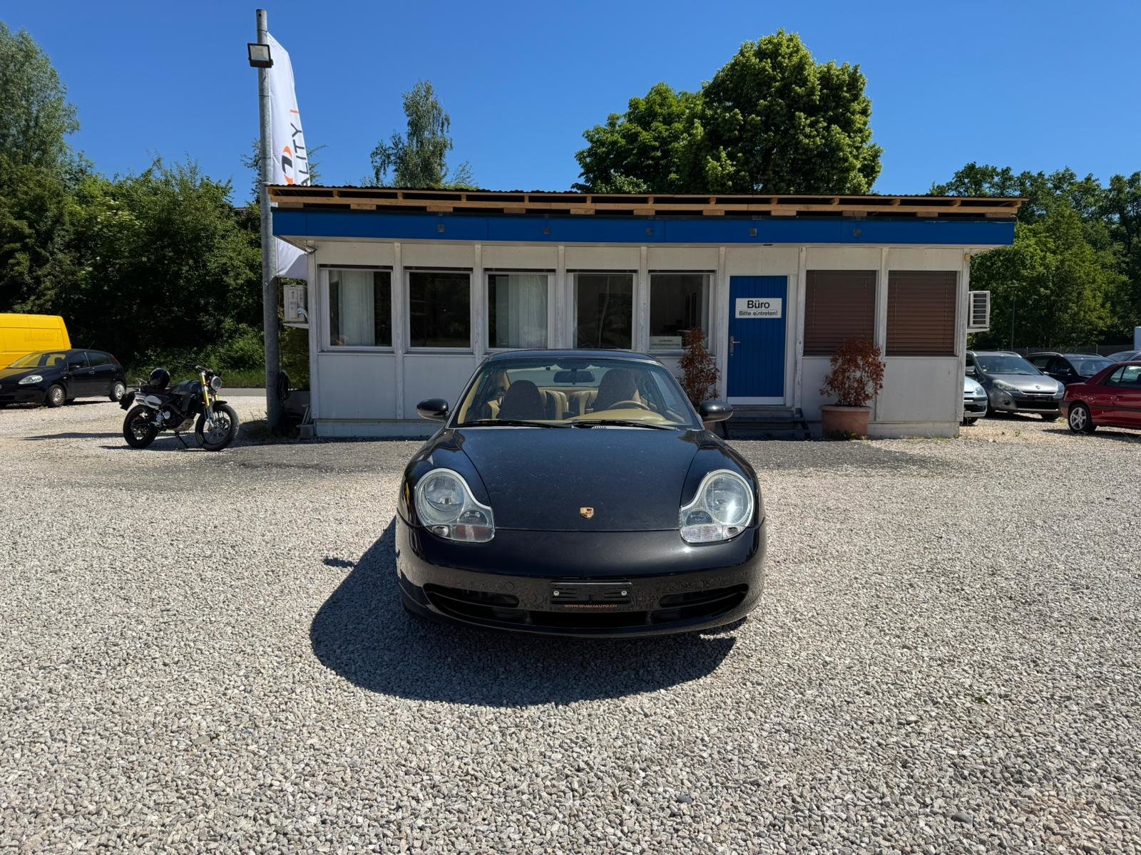 PORSCHE 911 Carrera 4
