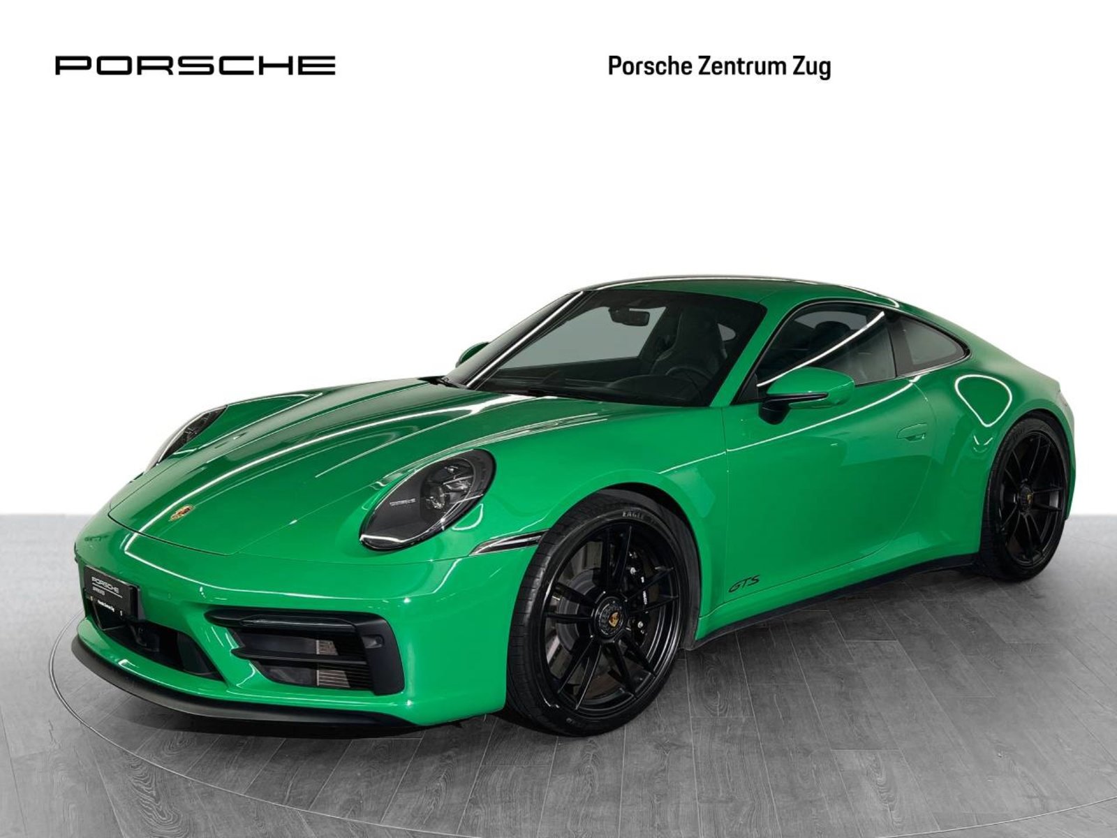 PORSCHE 911 Carrera 4 GTS