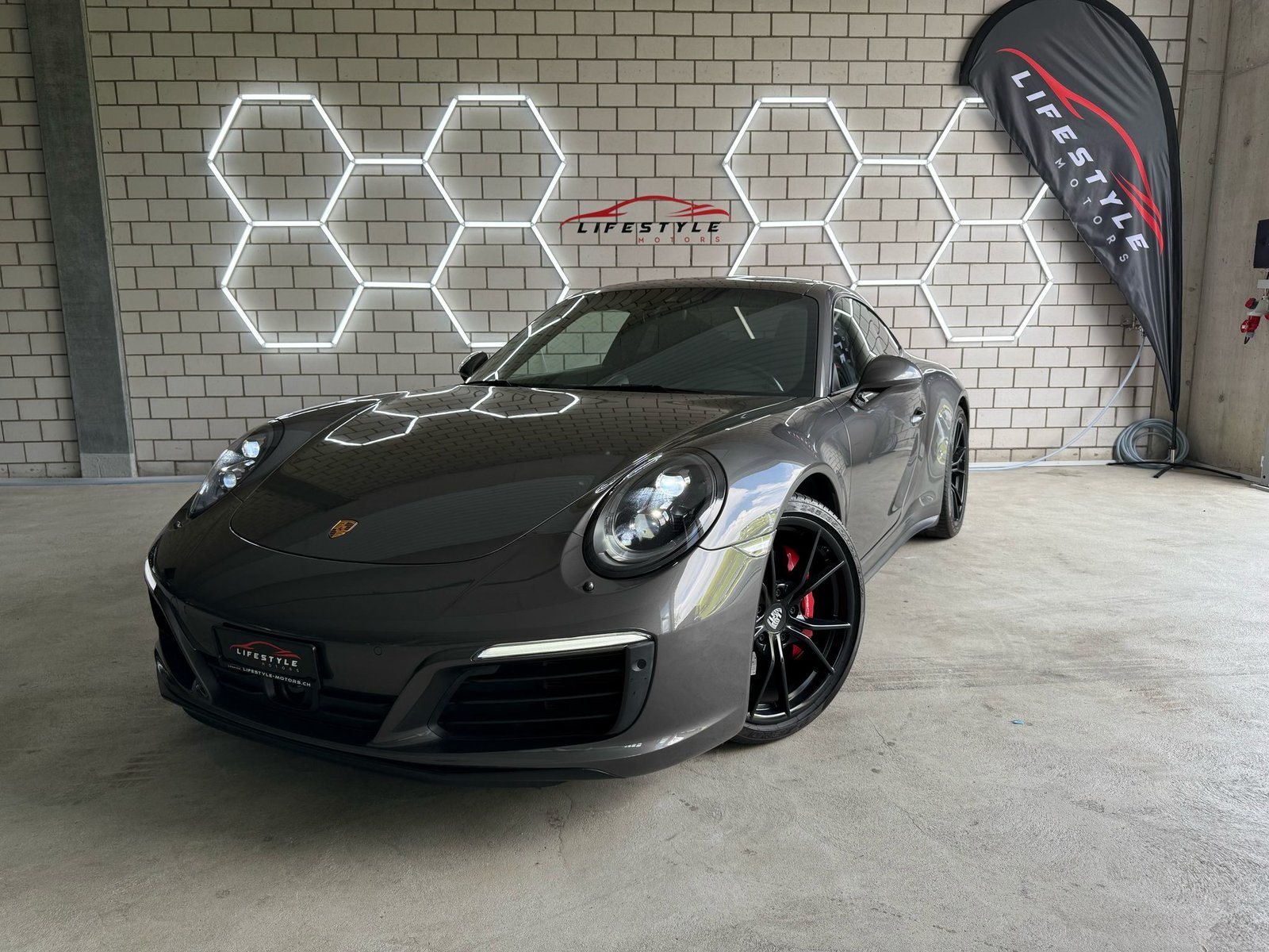 PORSCHE 911 Carrera 4S PDK