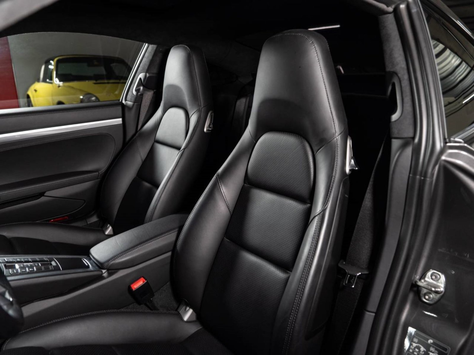 PORSCHE 911 Carrera 4S, Benzin, Occasion / Gebraucht, Automatik - 5