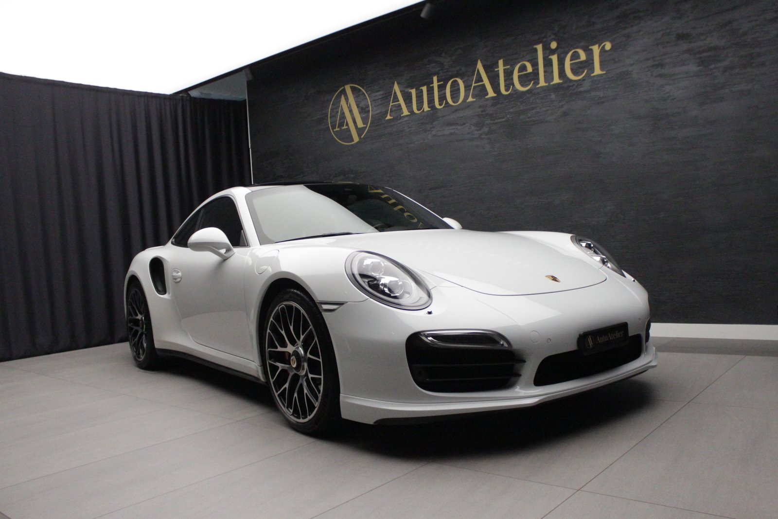 PORSCHE 911 Turbo PDK