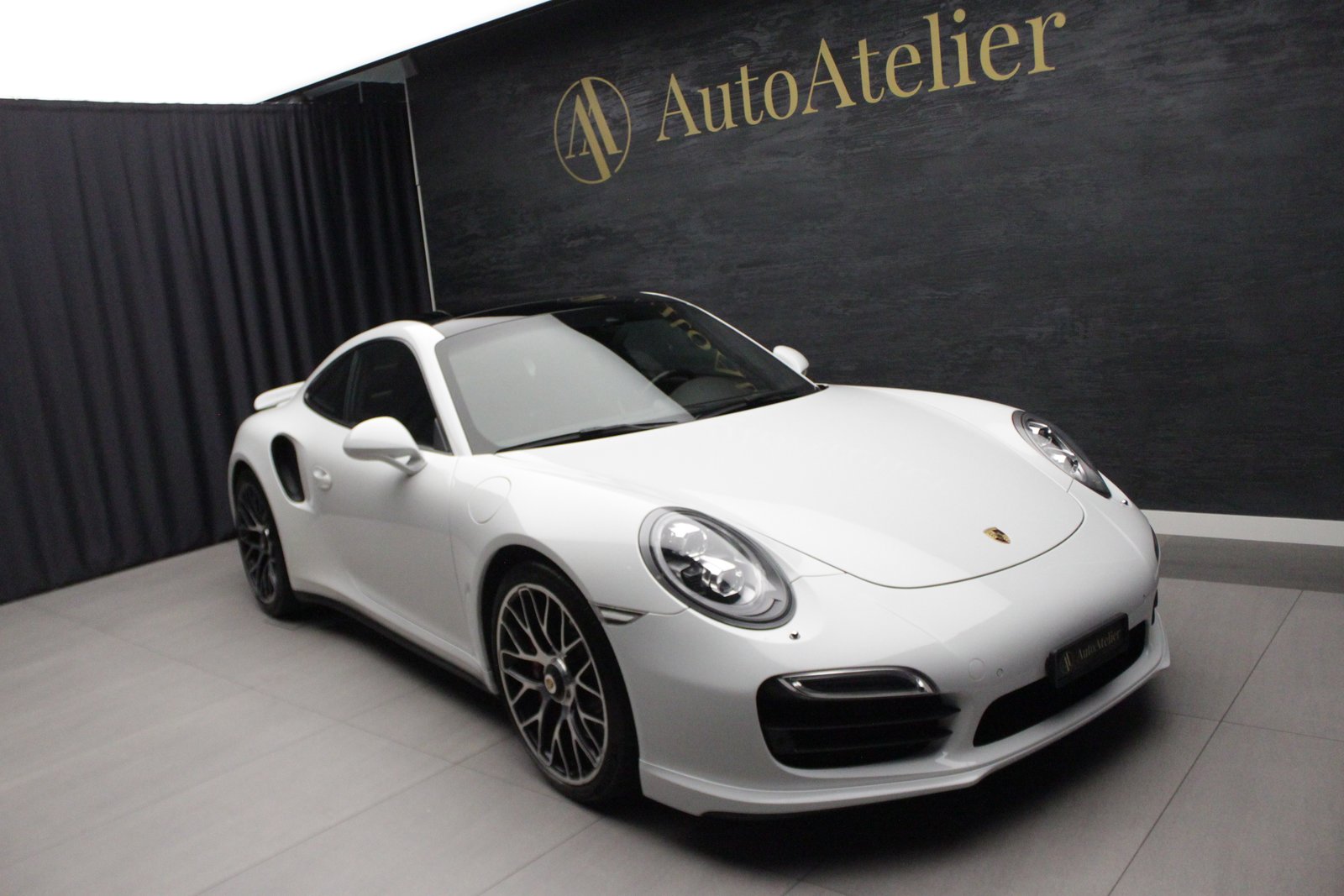 PORSCHE 911 Turbo PDK, Benzin, Occasion / Gebraucht, Automatik - 2