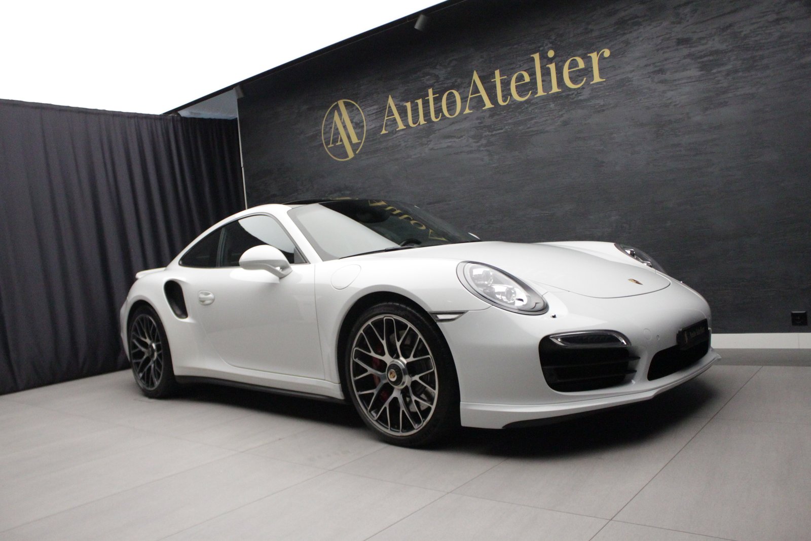 PORSCHE 911 Turbo PDK, Benzin, Occasion / Gebraucht, Automatik - 3