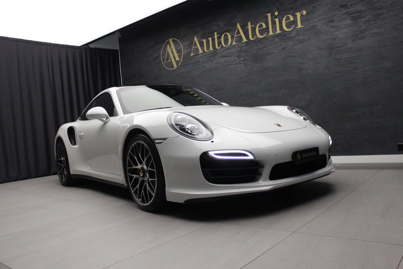 PORSCHE 911 Turbo PDK, Benzin, Occasion / Gebraucht, Automatik - 4