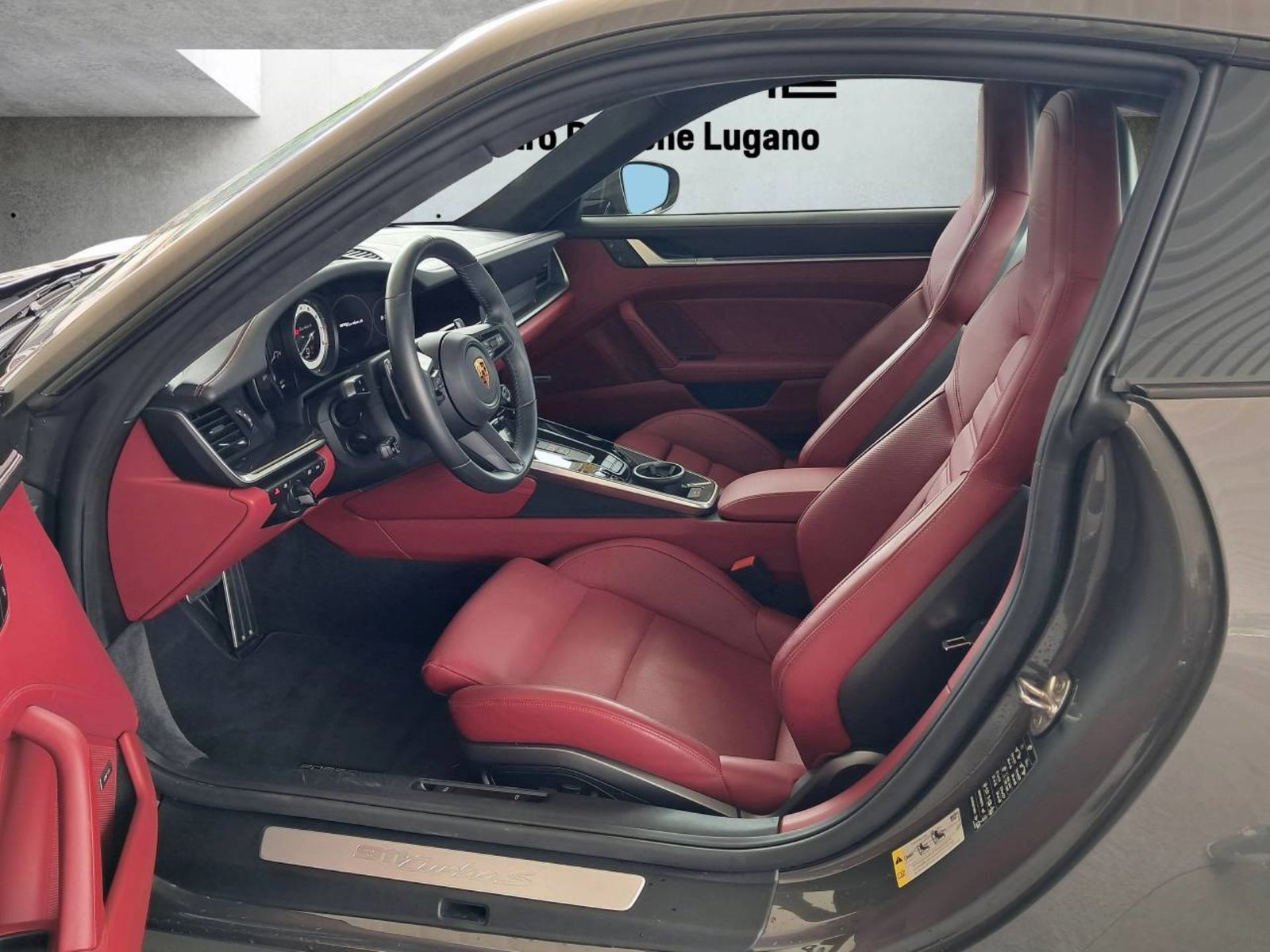 PORSCHE 911 Turbo S, Benzina, Occasioni / Usate, Automatico - 4
