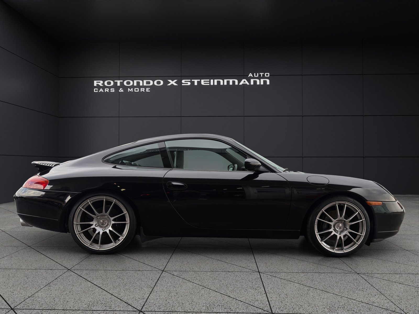 PORSCHE 911 Carrera, Petrol, Second hand / Used, Manual - 4