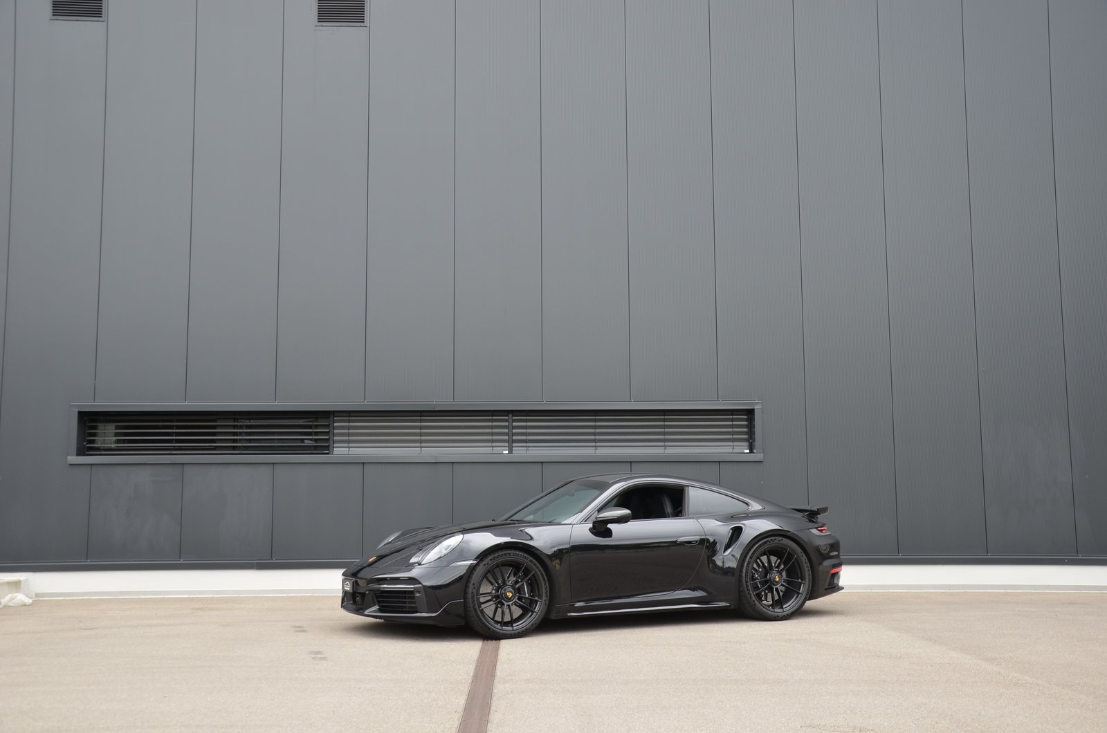 PORSCHE 911 Turbo S PDK Sport Design Paket - CH-Fahrzeug, Petrol, Second hand / Used, Automatic - 2