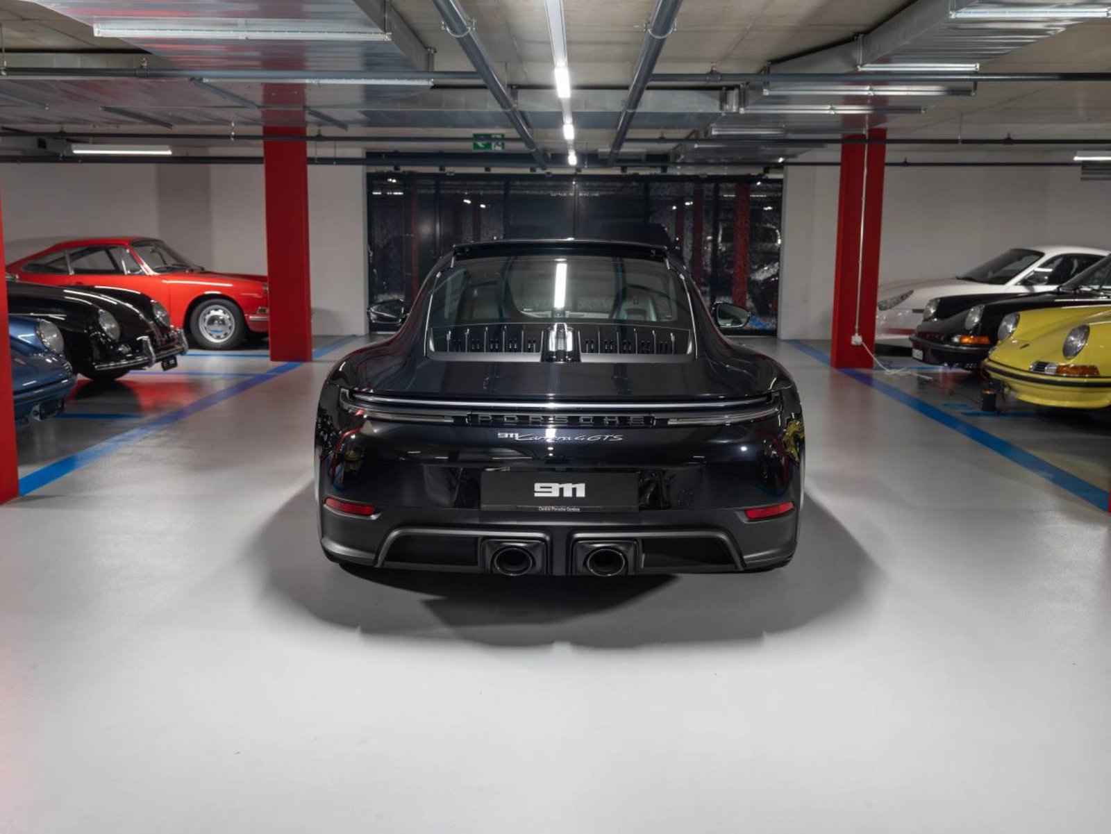 PORSCHE 911 Carrera 4 GTS, Hybride Léger Essence/Électricité, Occasion / Utilisé, Automatique - 4