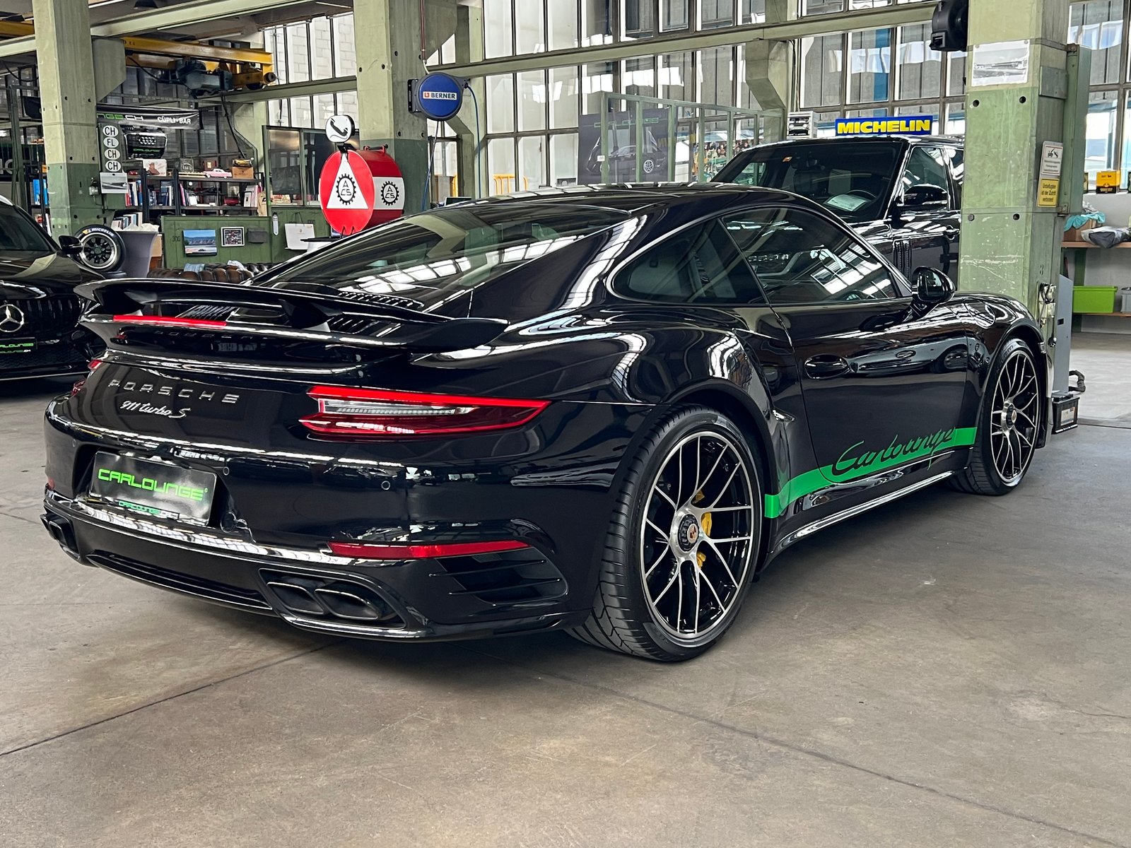 PORSCHE 911 Turbo S PDK schwarz-schwarz, Benzina, Occasioni / Usate, Automatico - 2