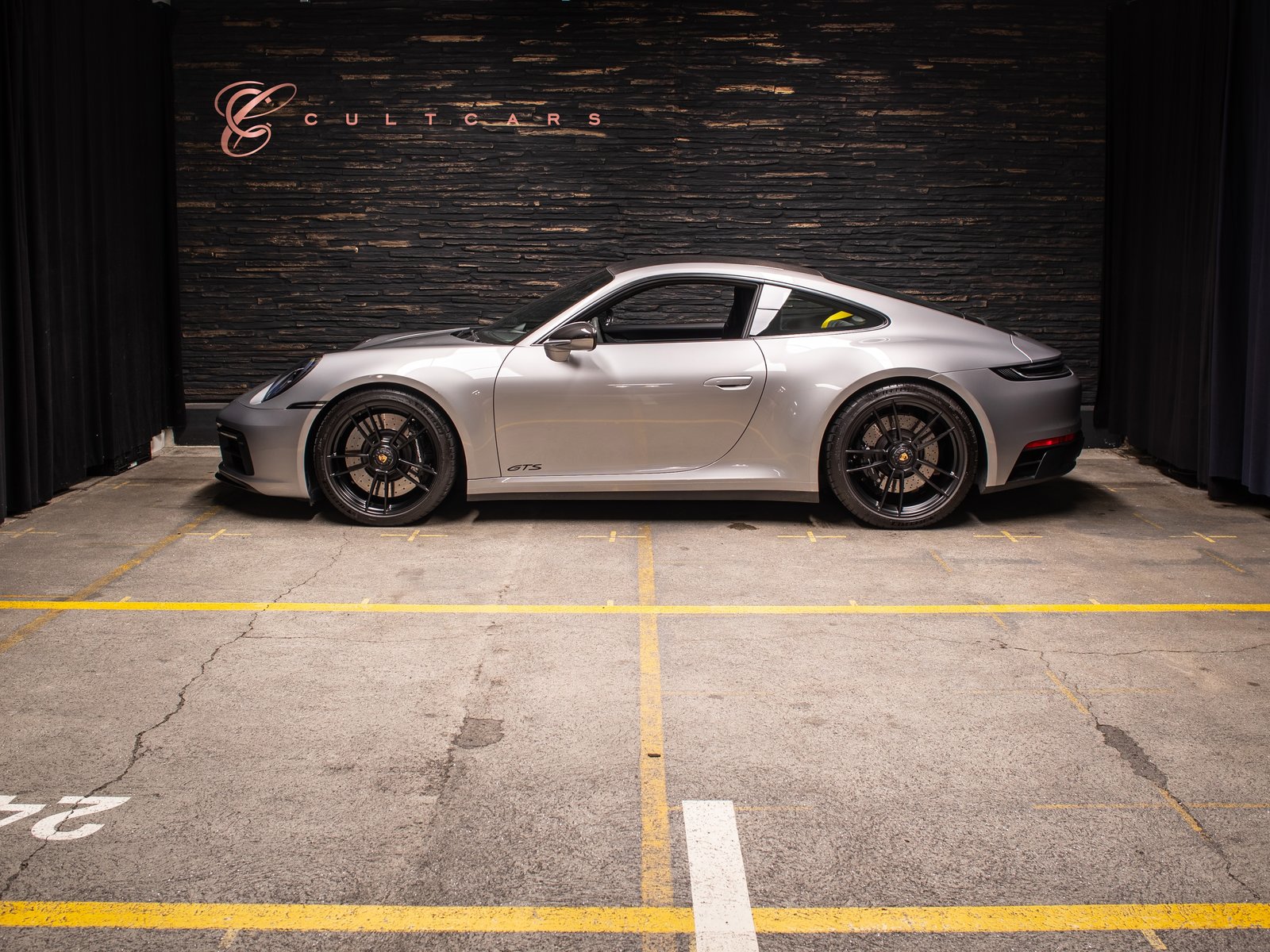 PORSCHE 911 Carrera 4 GTS PDK, Benzina, Occasioni / Usate, Automatico - 2