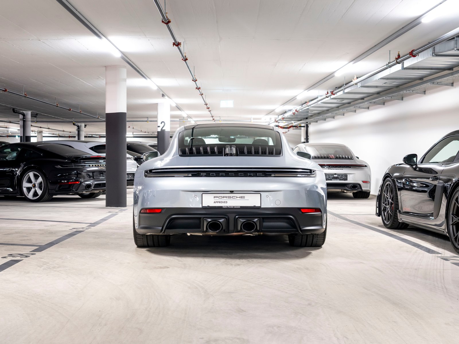 PORSCHE 911 Carrera 4 GTS PDK, Hybride Intégral Essence/Électricité, Occasion / Utilisé, Automatique - 5