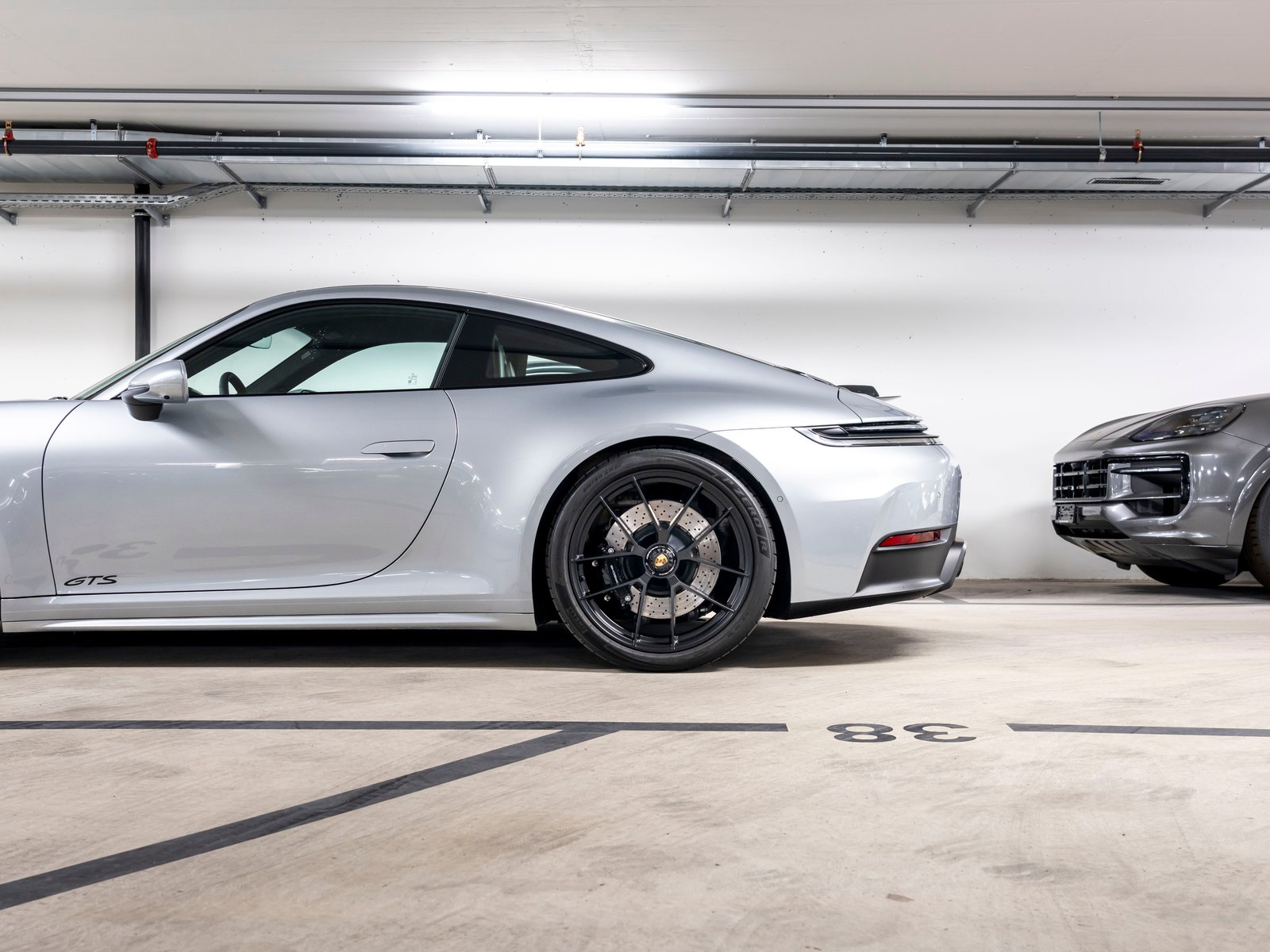 PORSCHE 911 Carrera 4 GTS PDK, Hybride Intégral Essence/Électricité, Occasion / Utilisé, Automatique - 7