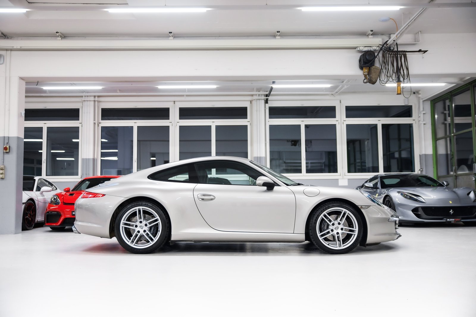 PORSCHE 911 Carrera, Petrol, Second hand / Used, Manual - 4