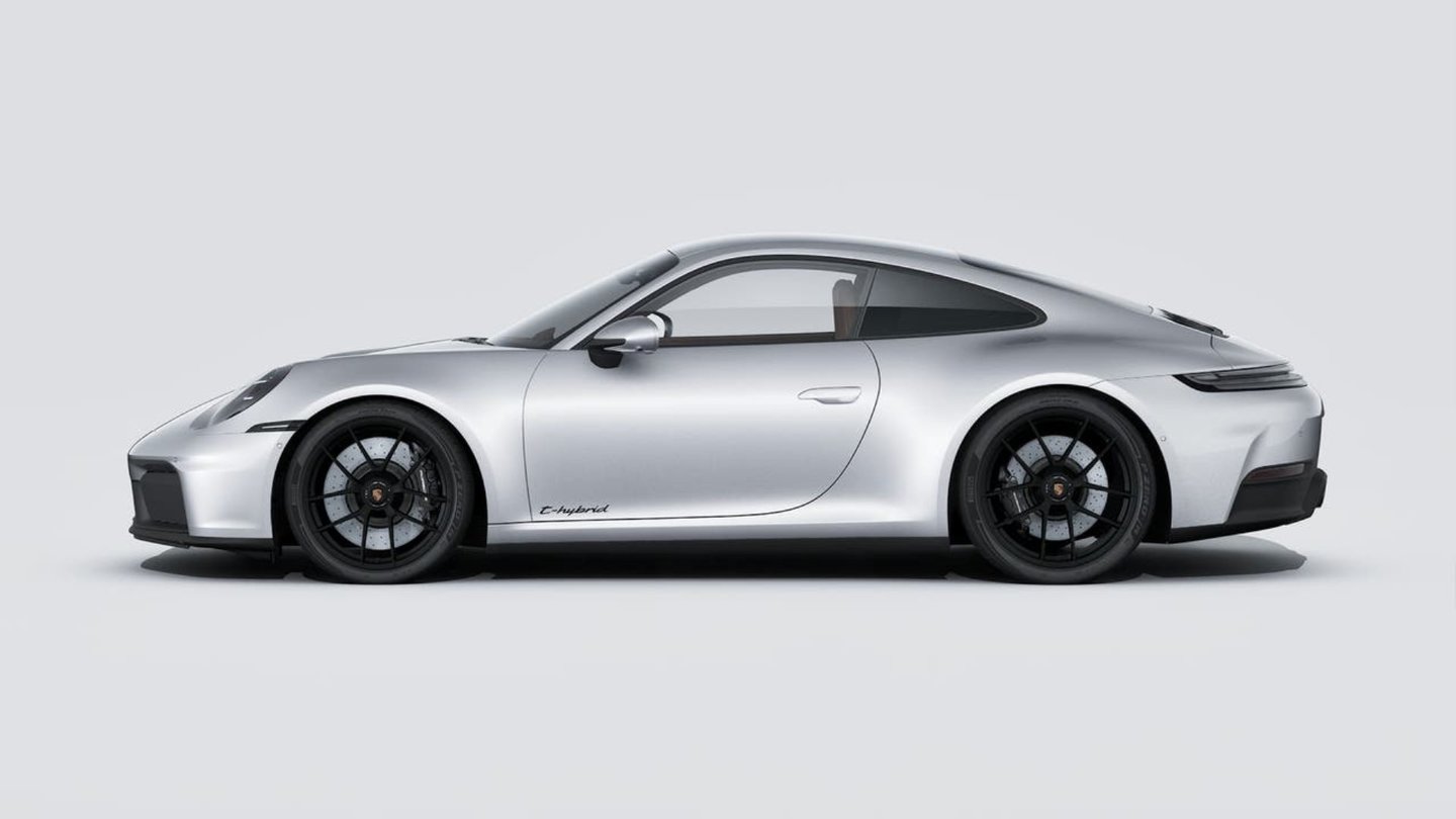 PORSCHE 911 Carrera 4 GTS, Mild-Hybrid Petrol/Electric, Second hand / Used, Automatic - 2