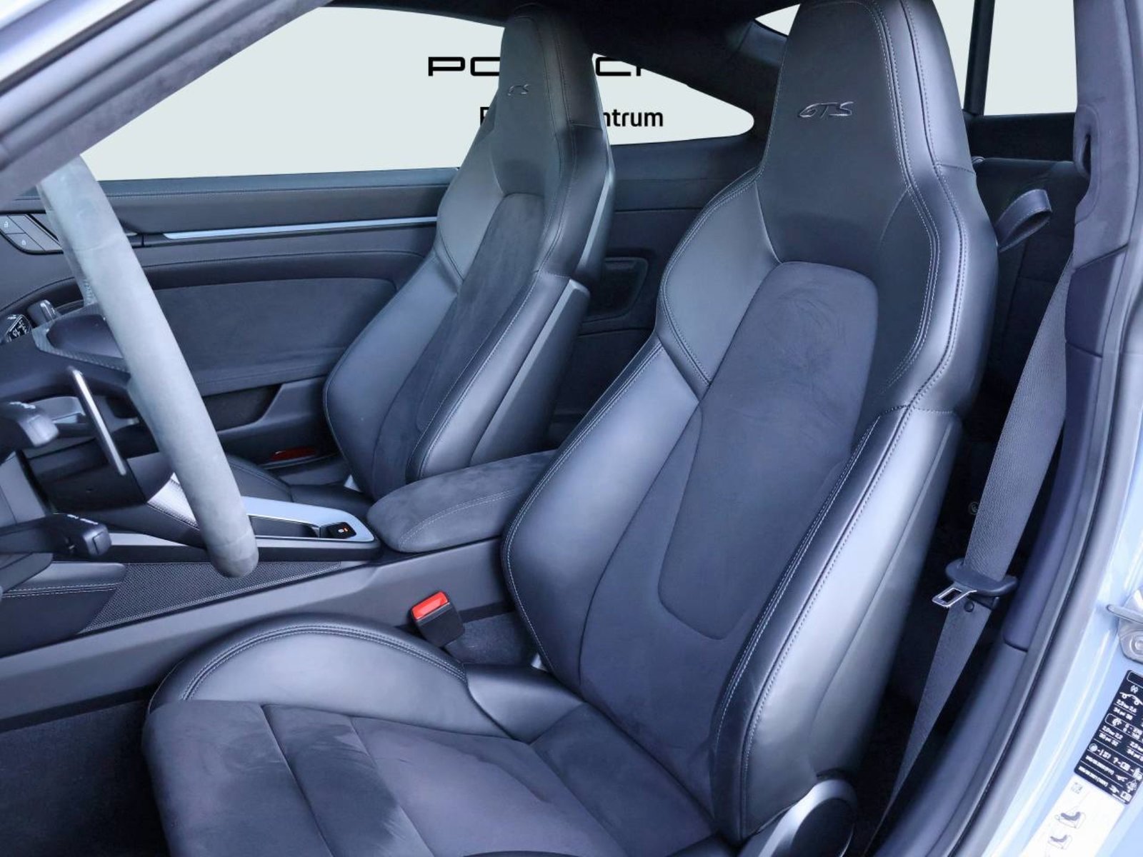 PORSCHE 911 Carrera 4 GTS, Benzin, Occasion / Gebraucht, Automatik - 5